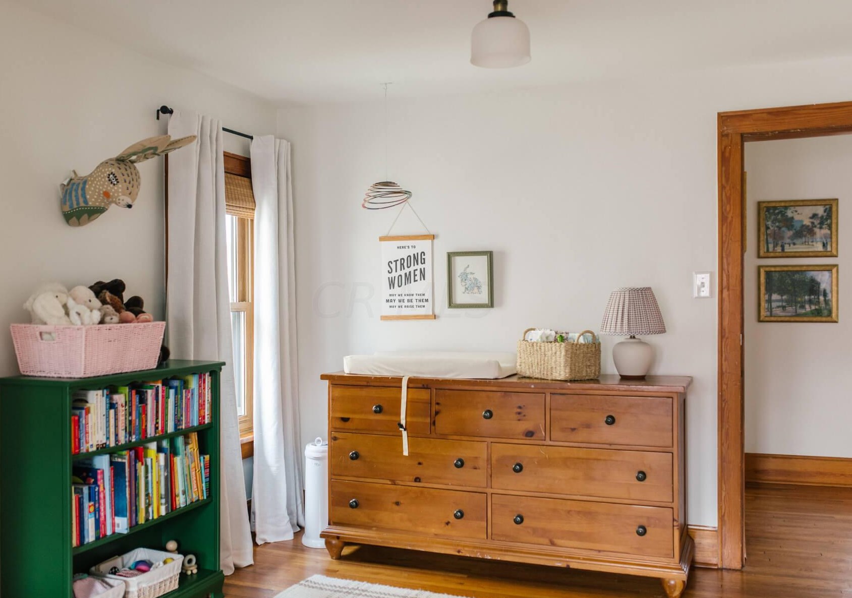 463 Tibet Rd, Columbus OH  43202-2231 exterior