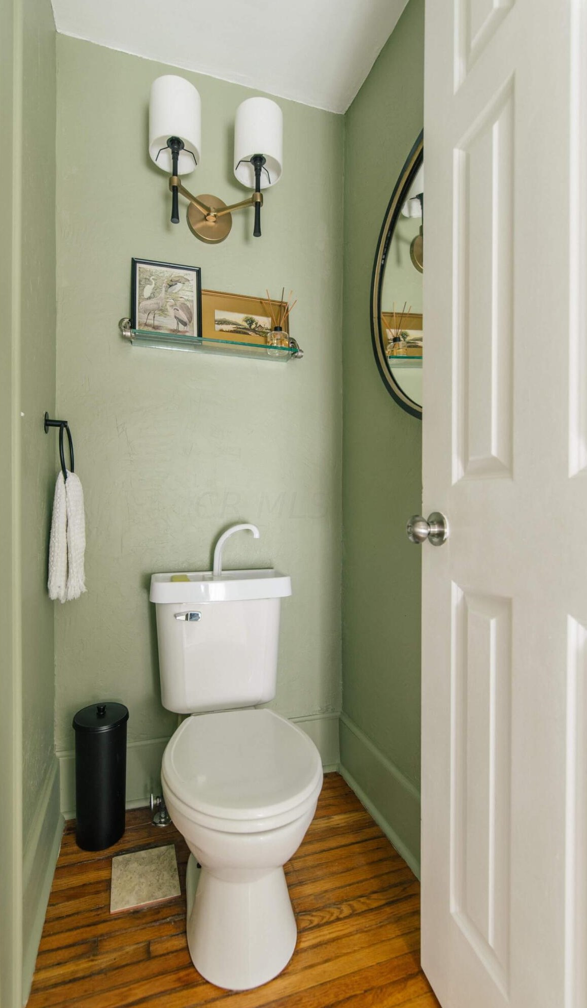 463 Tibet Rd, Columbus OH  43202-2231 exterior