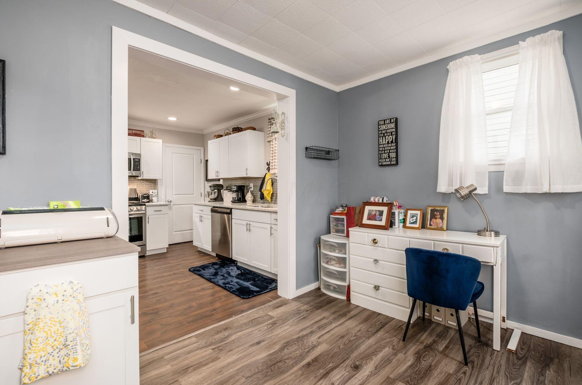 596 Townsend Ave, Columbus OH 43223-1825 exterior