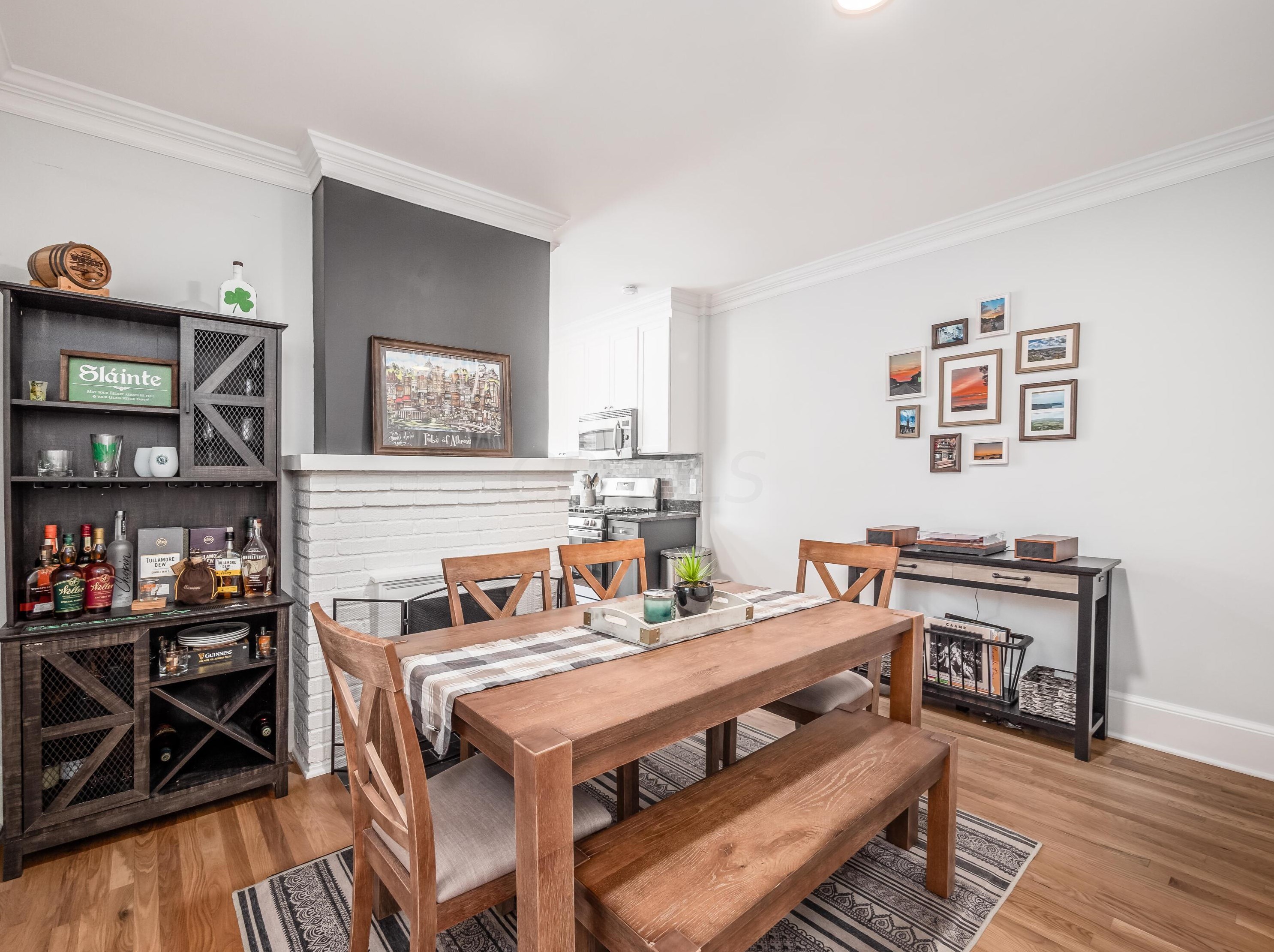 236 Hanford St, Columbus OH  43206-3665 exterior