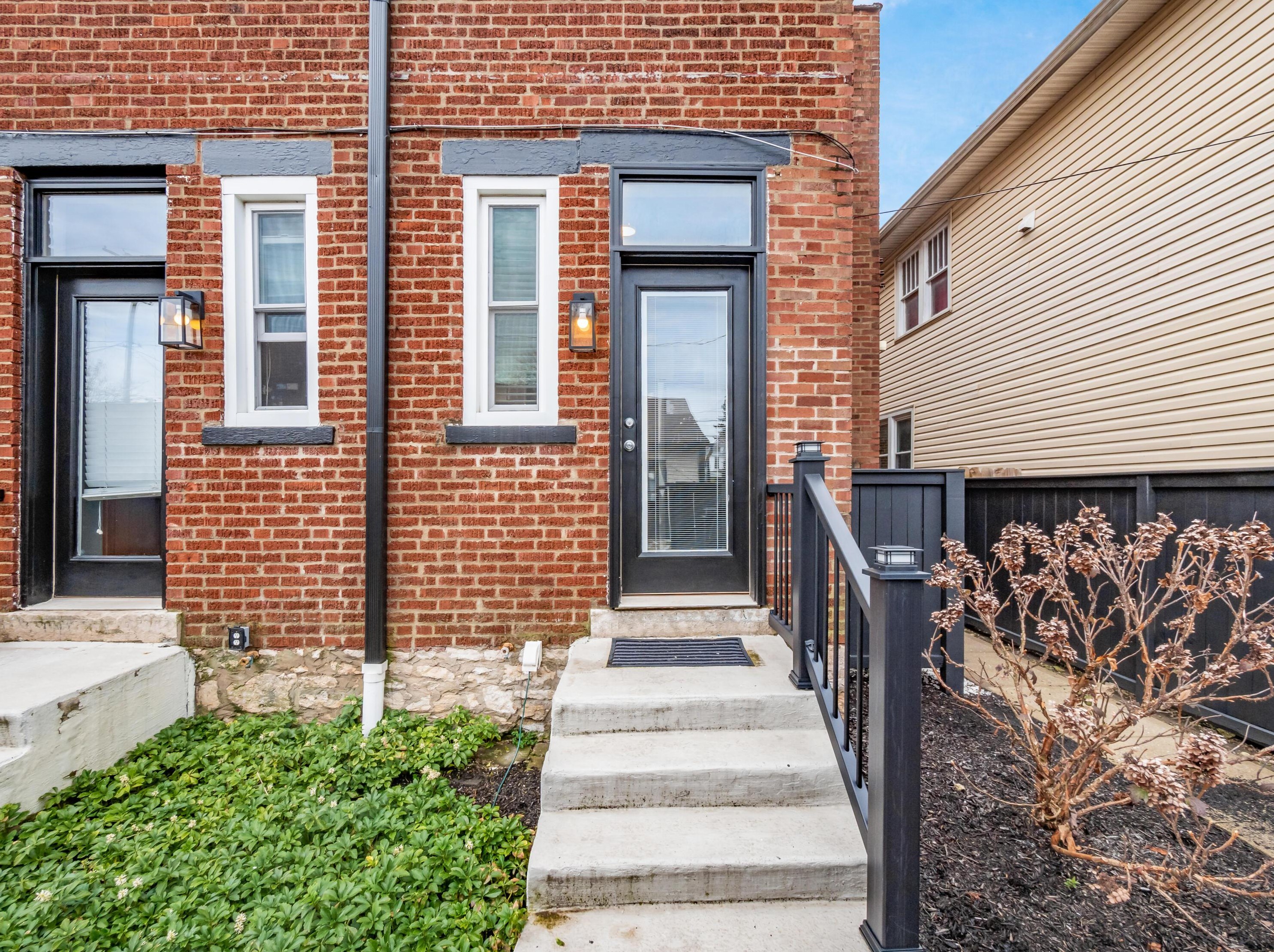 236 Hanford St, Columbus OH  43206-3665 exterior