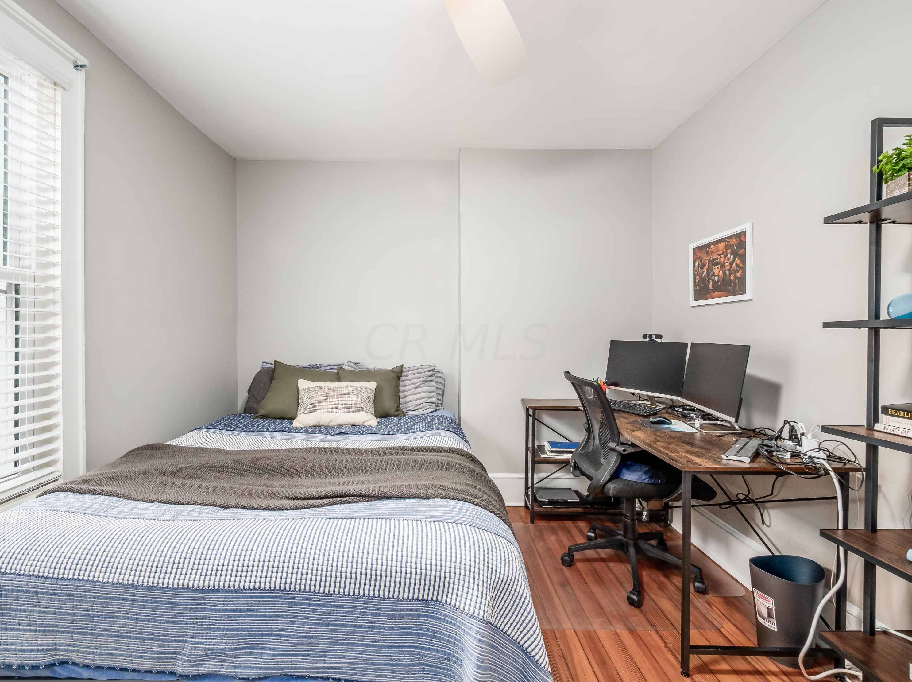 236 Hanford St, Columbus OH  43206-3665 exterior