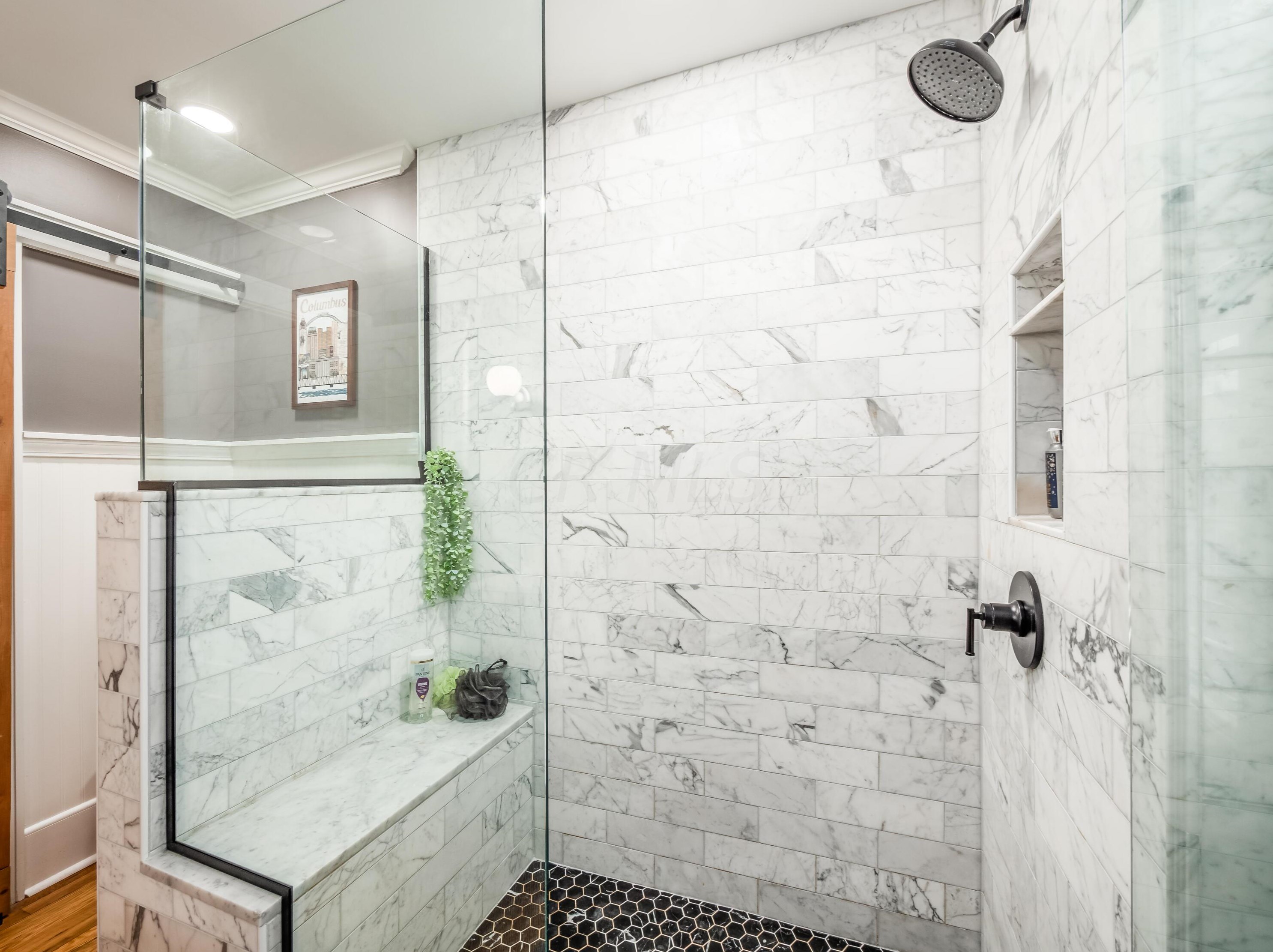 236 Hanford St, Columbus OH  43206-3665 exterior