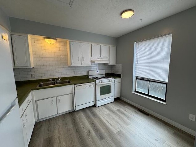 5760 Corinne Creek Dr, Columbus OH  43232-1606 exterior