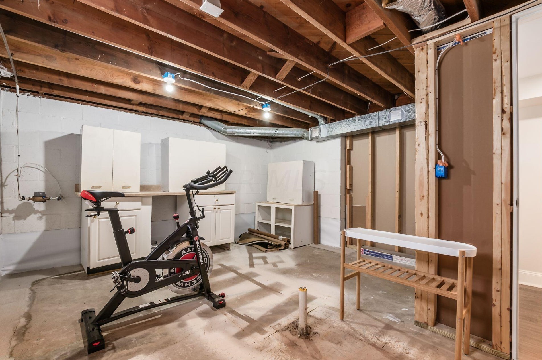 1490 College Hill Dr, Columbus OH  43221-3415 exterior