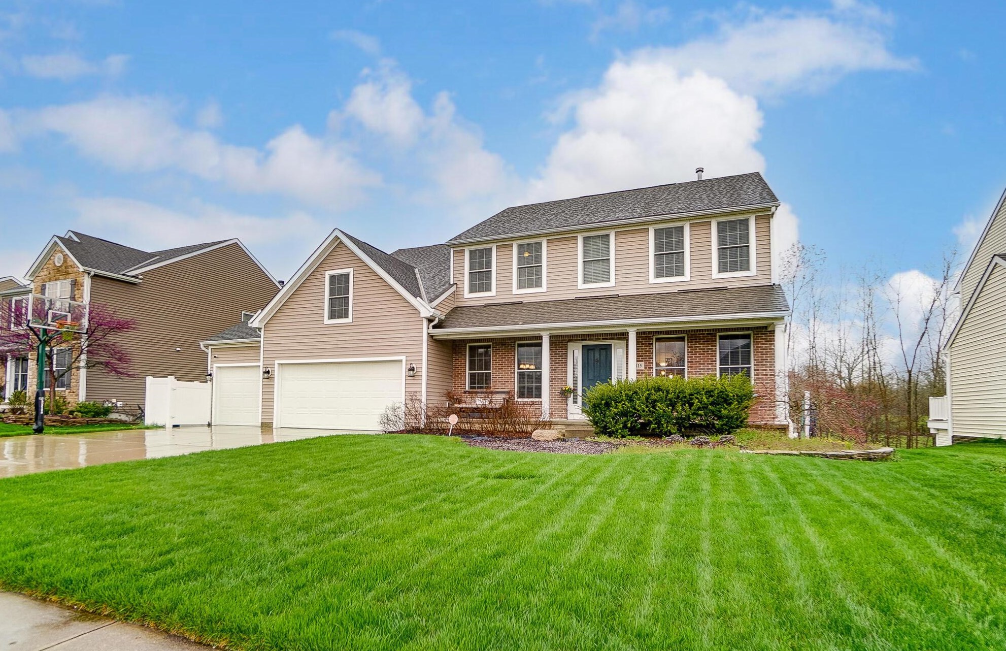815 Kentucky Cir, Marysville, OH 43040-7075