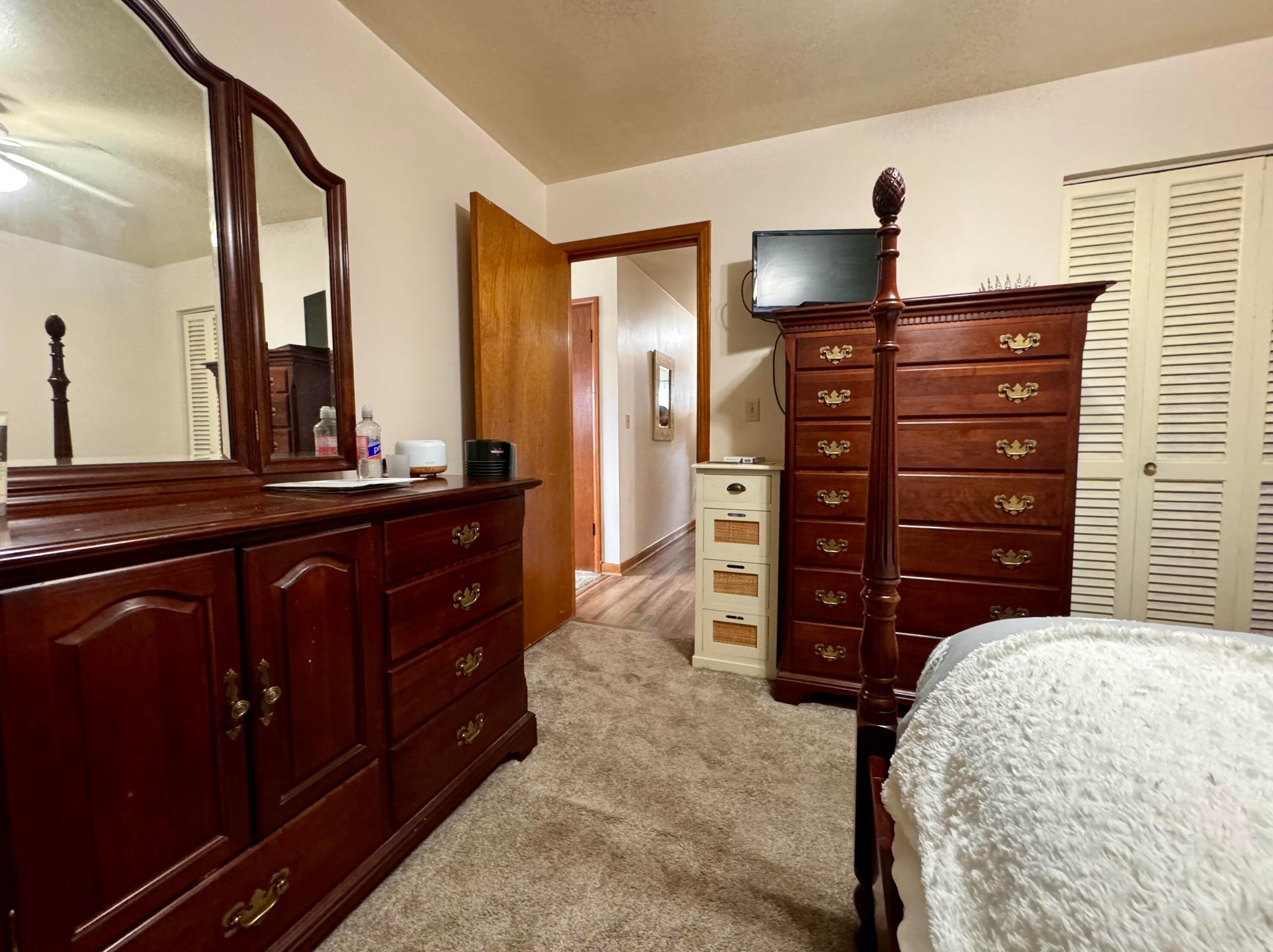 4066 Etna St, Columbus OH 43213-2382 exterior