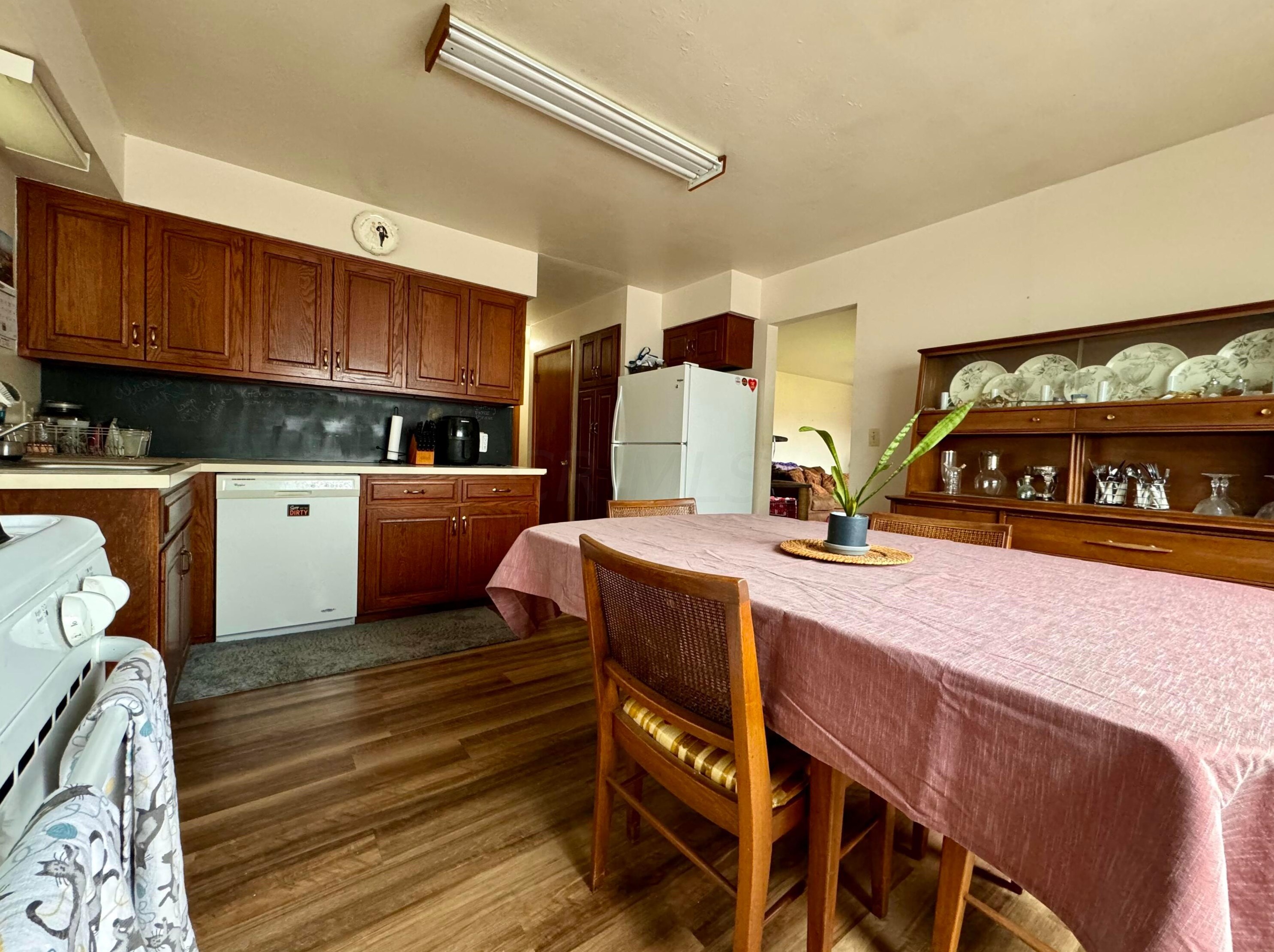 4066 Etna St, Columbus OH 43213-2382 exterior