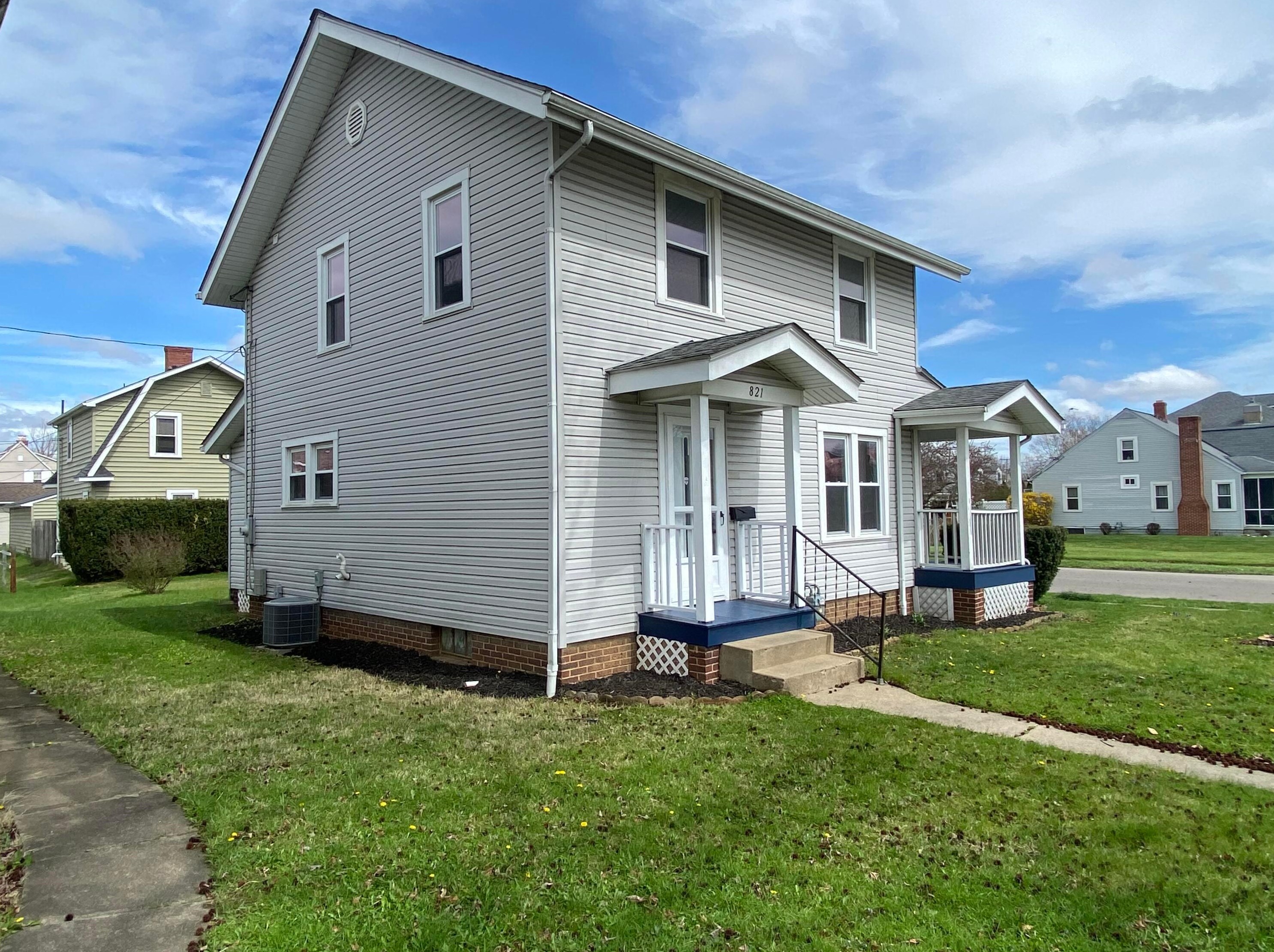 821 Mulberry St, Lancaster, OH 43130-2916