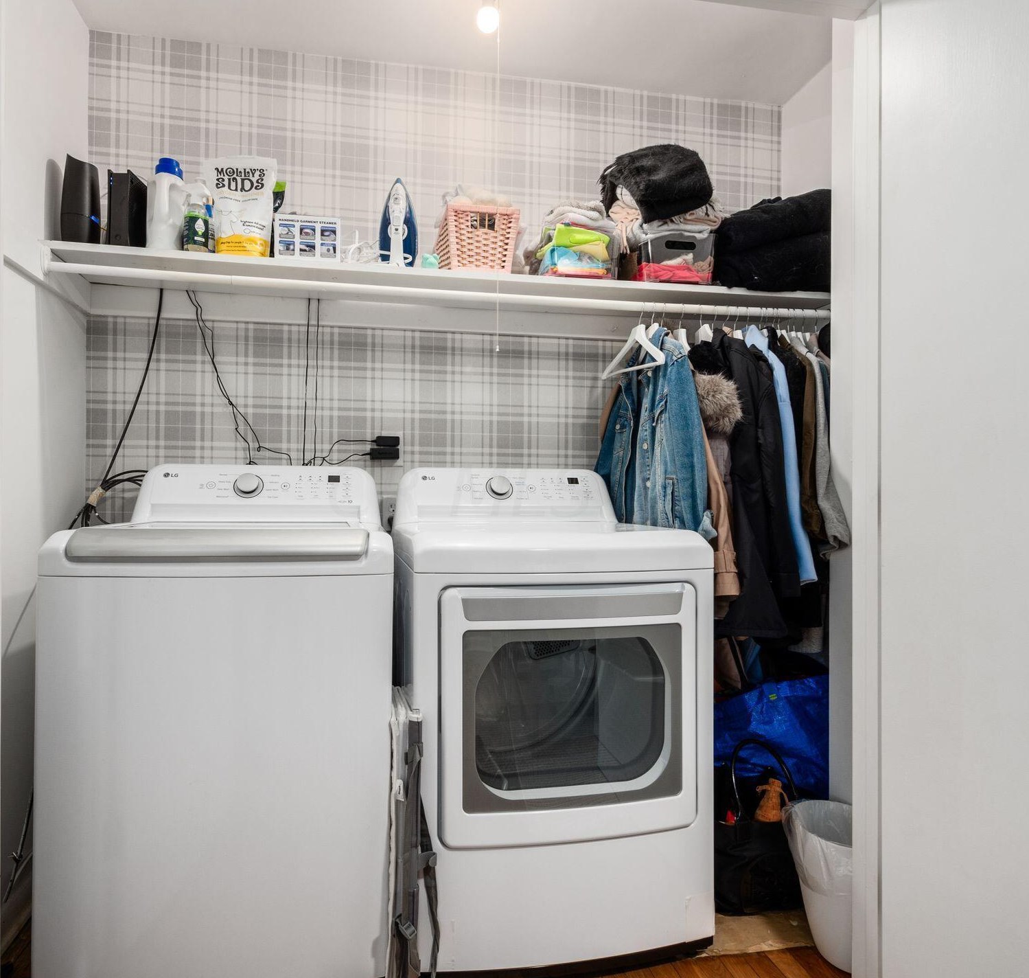 2872 Zollinger Rd, Columbus OH 43221-1761 exterior