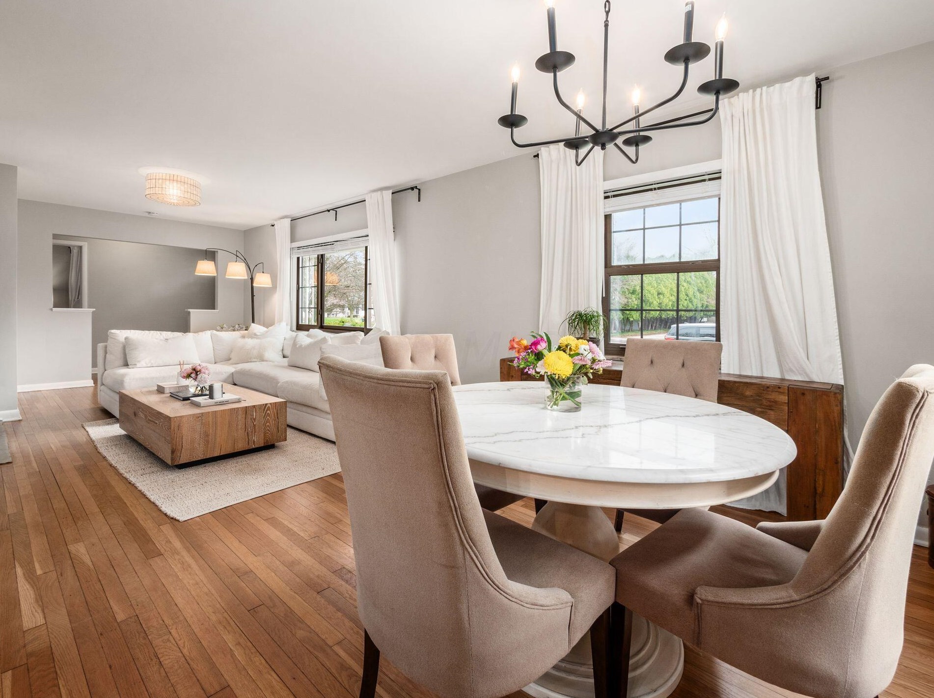 2872 Zollinger Rd, Columbus OH 43221-1761 exterior