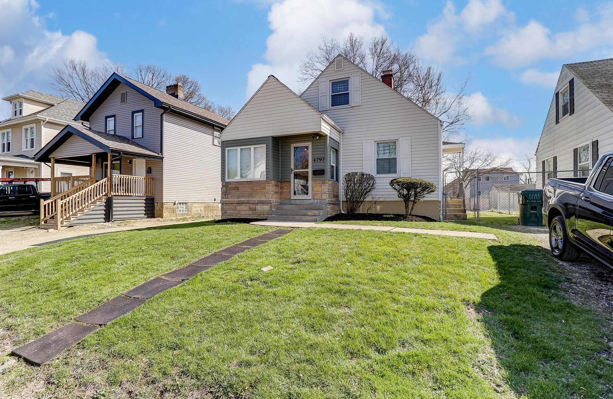 1797 Milford Ave, Columbus, OH 43224-4430