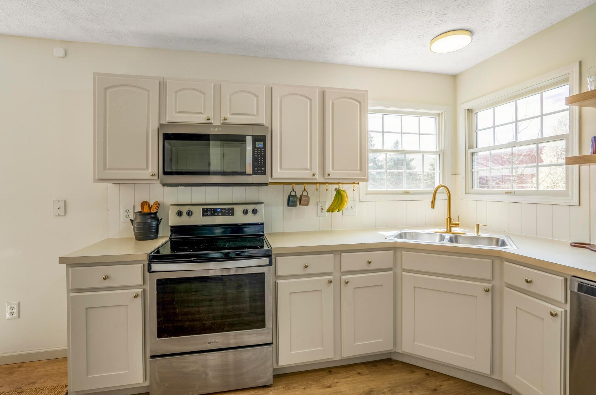 7461 Clancy Way, Westerville OH  43082-9307 exterior