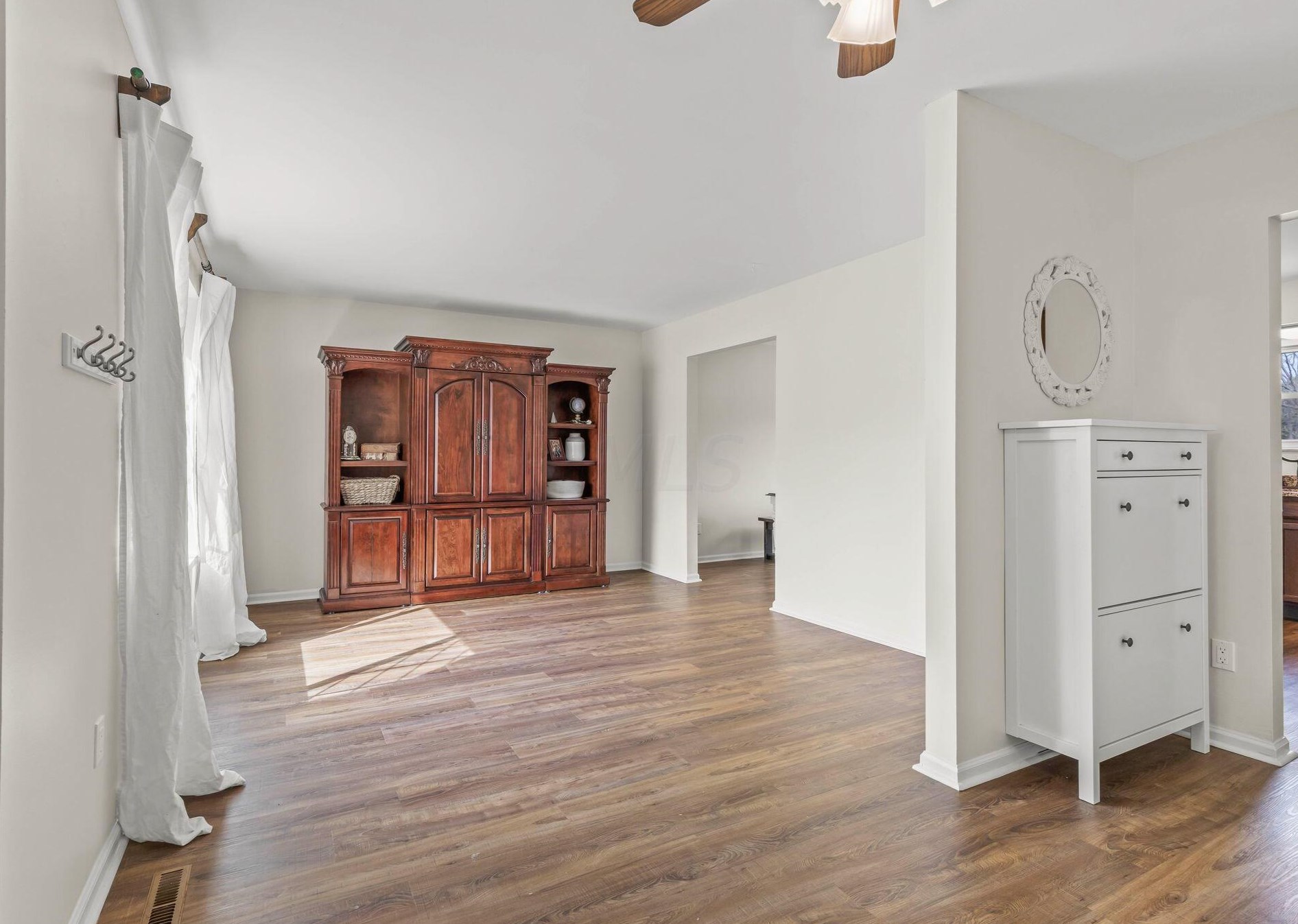 3046 Spruceview Ct, Columbus, OH 43231-3148