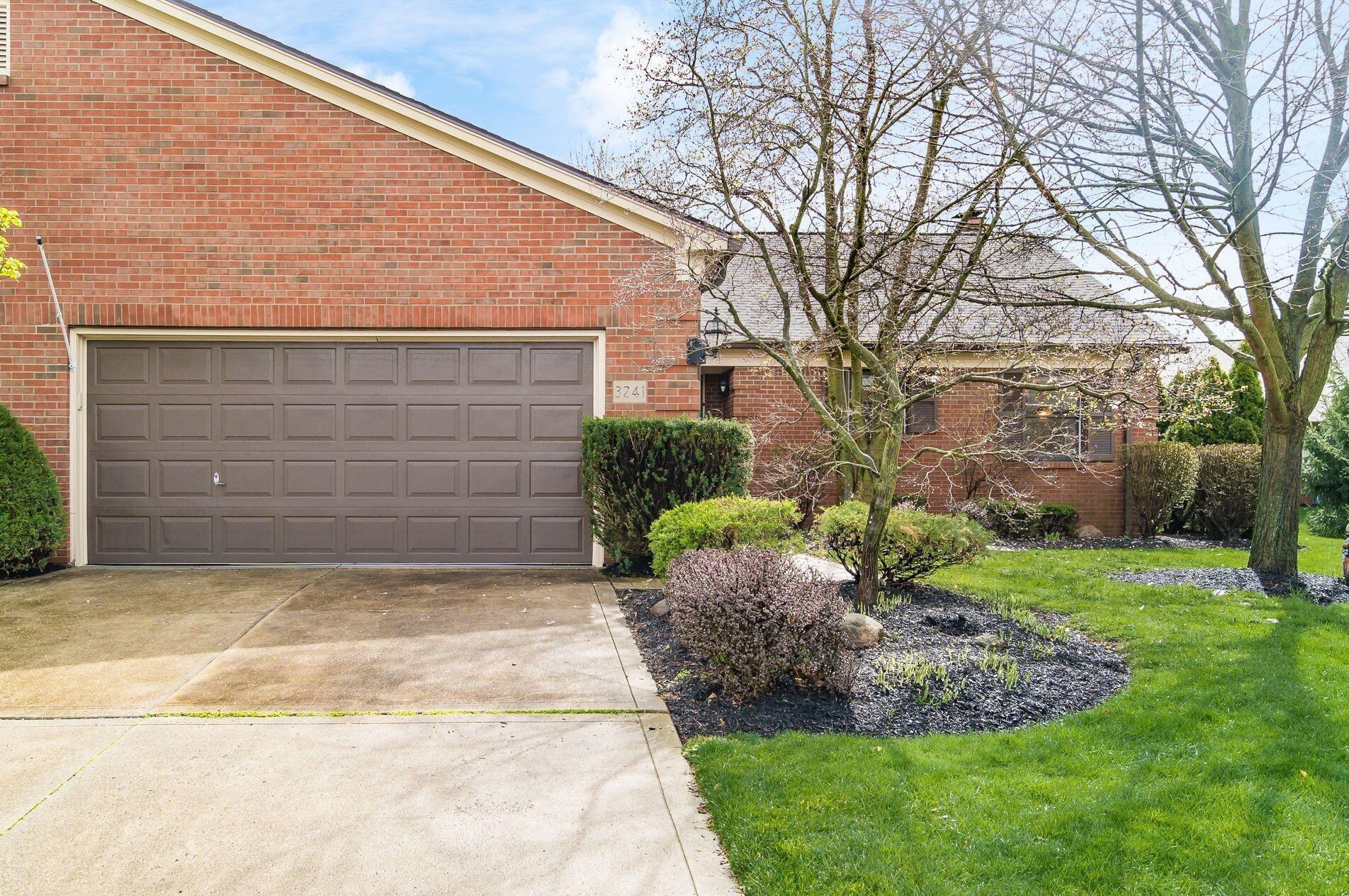3241 Newgate Ct, Dublin, OH 43017-2223
