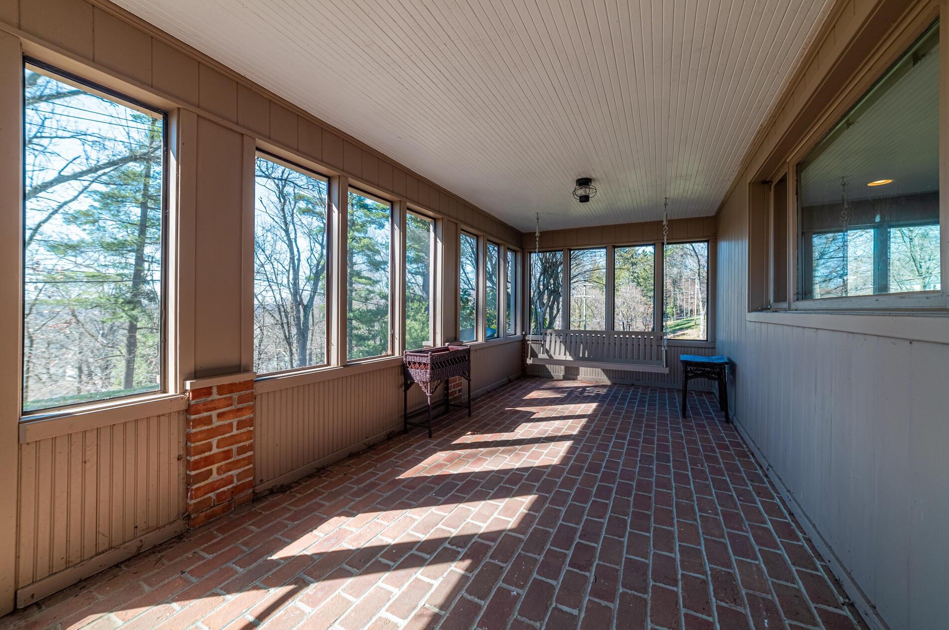 985 Severn Dr, Coshocton OH  43812-2769 exterior