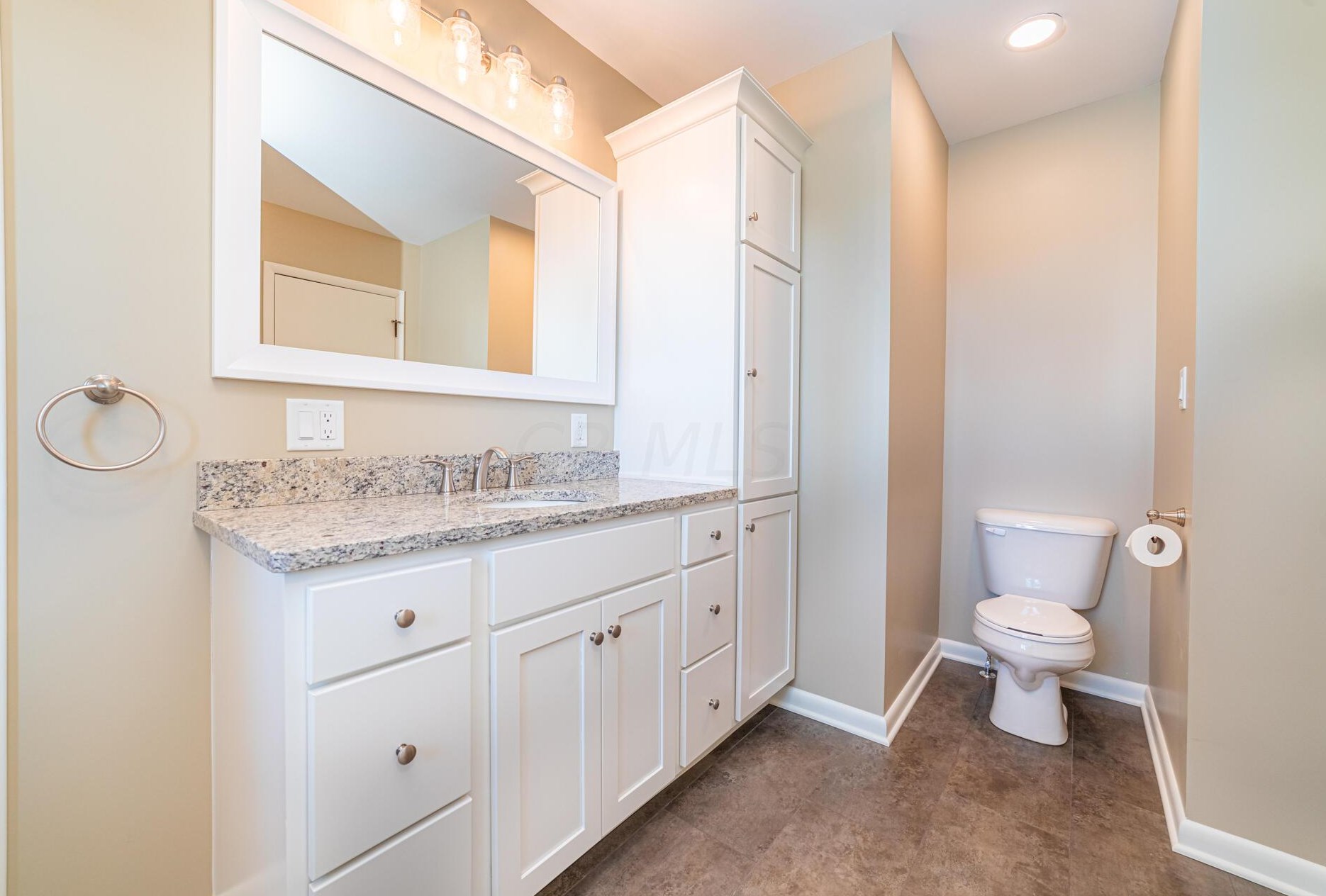 985 Severn Dr, Coshocton OH  43812-2769 exterior