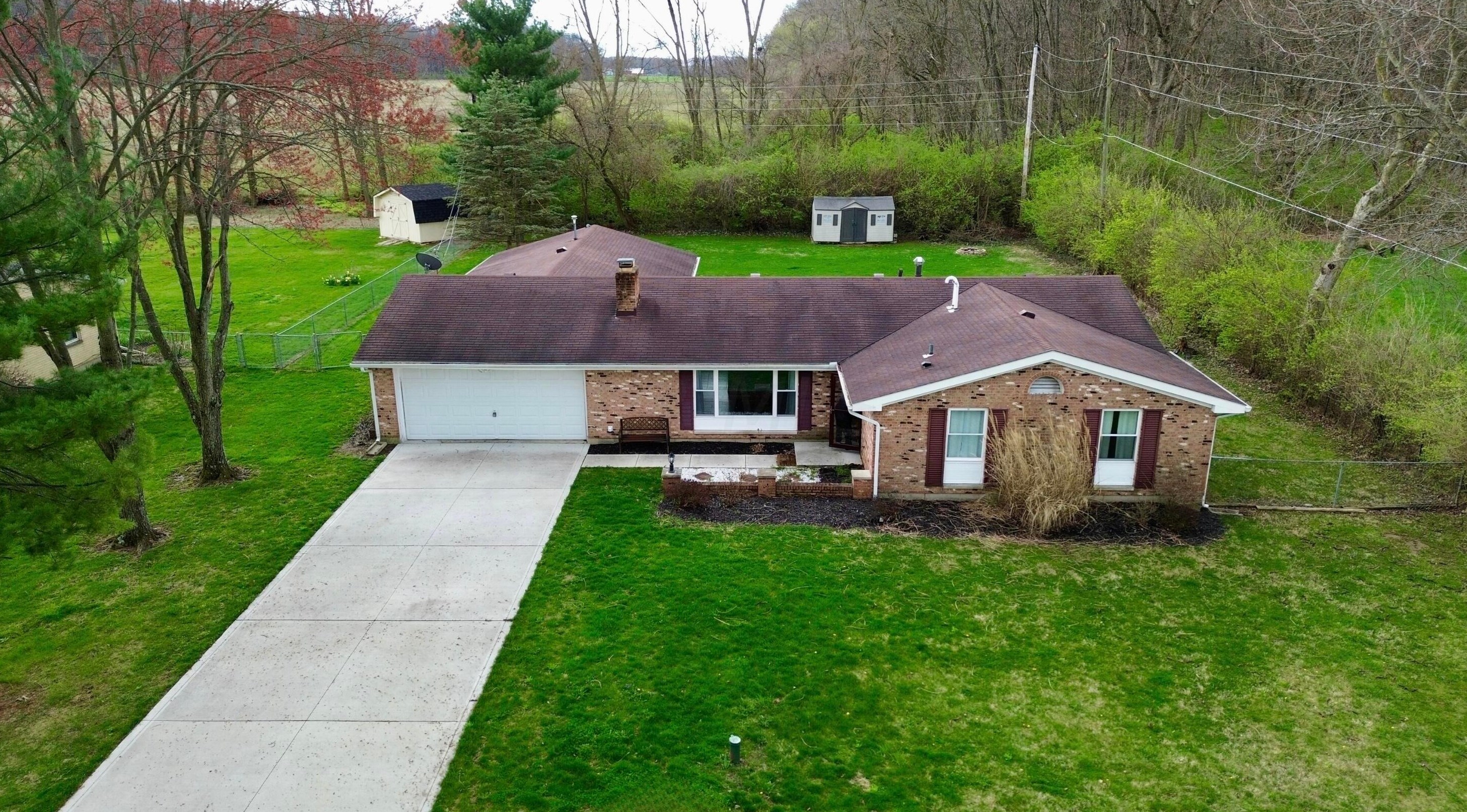 5229 Outerview Dr, Springfield OH  45502-9191 exterior