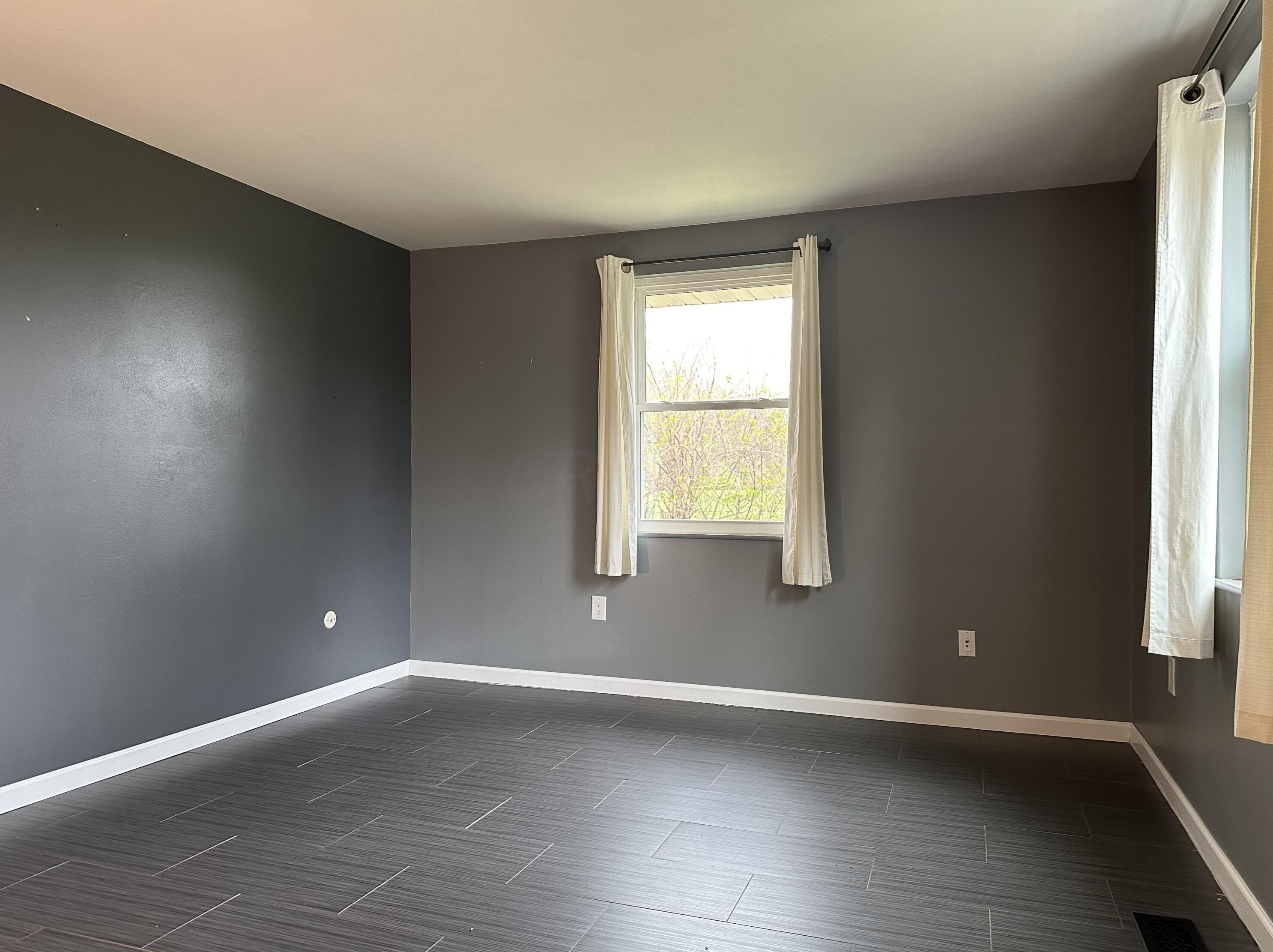 5229 Outerview Dr, Springfield OH  45502-9191 exterior