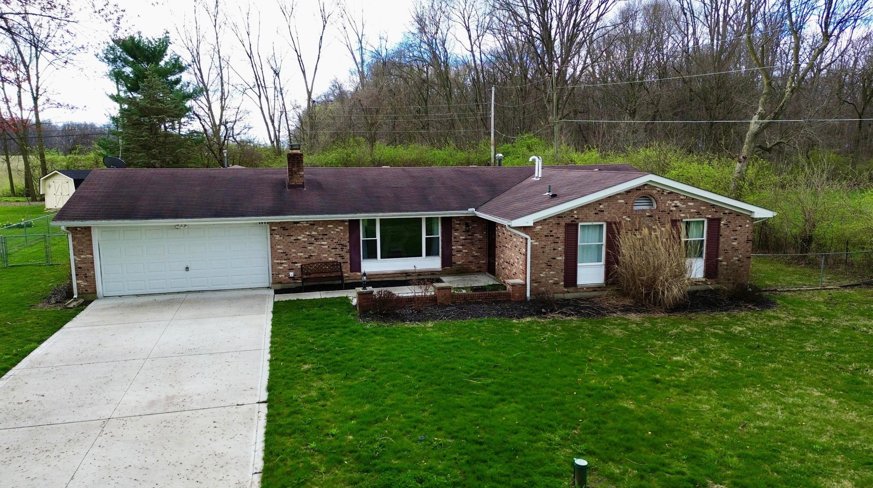 5229 Outerview Dr, Springfield OH  45502-9191 exterior