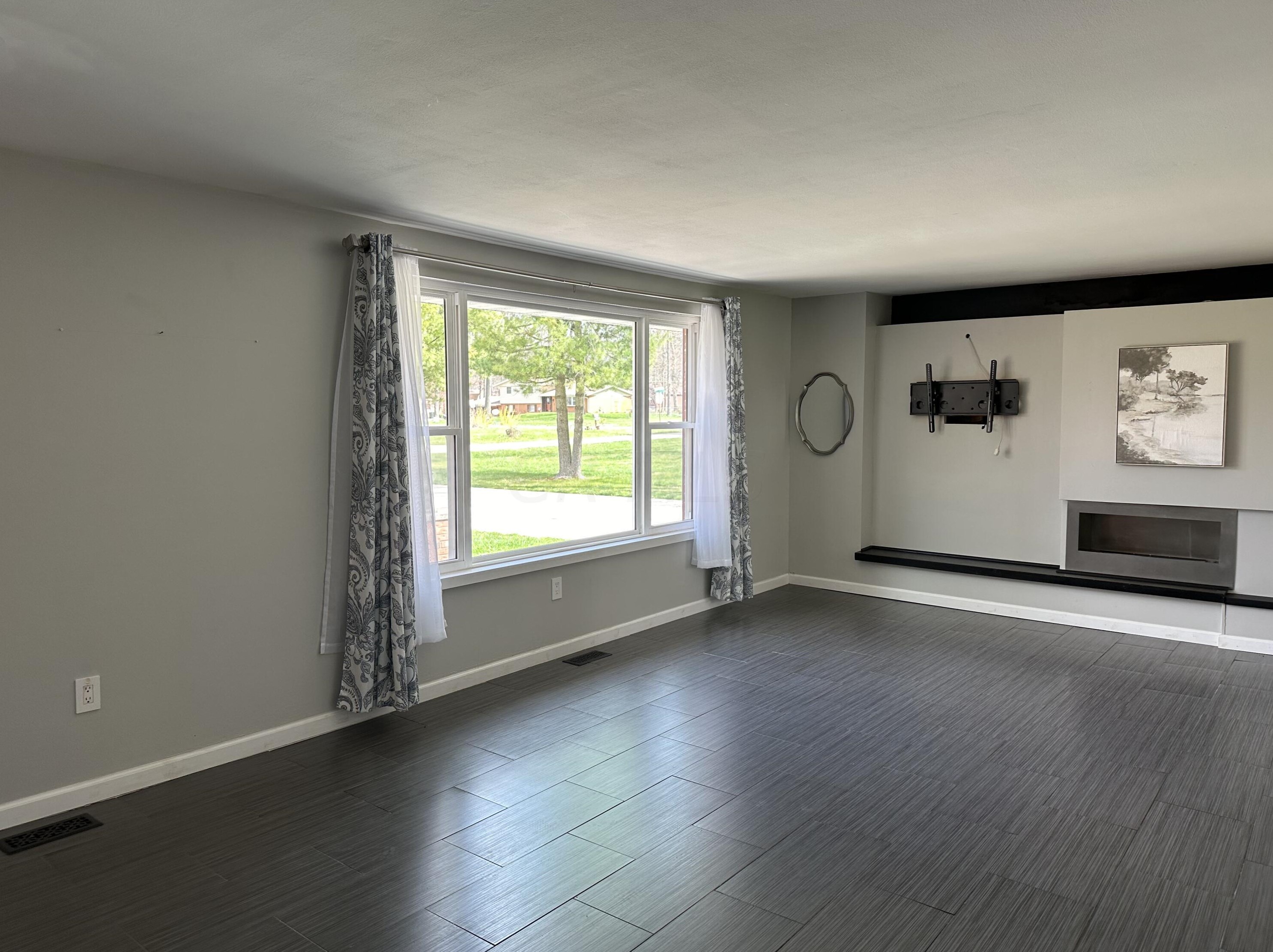 5229 Outerview Dr, Springfield OH  45502-9191 exterior