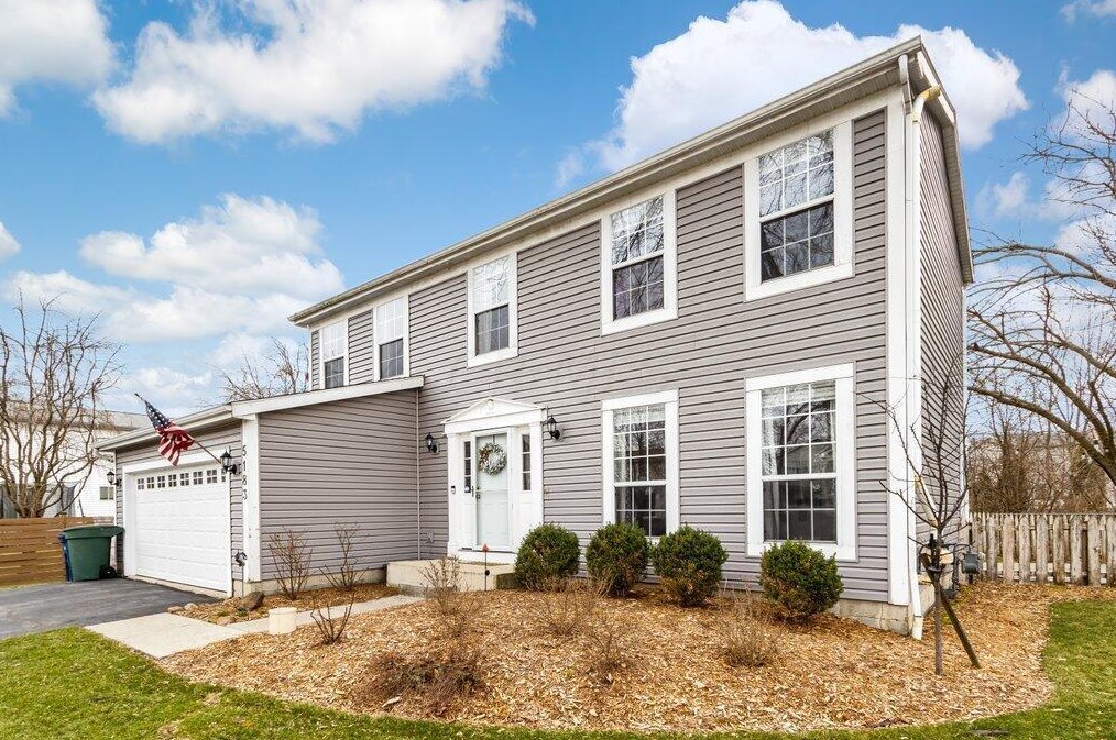 5183 Granite Dr, Hilliard OH  43026-8931 exterior