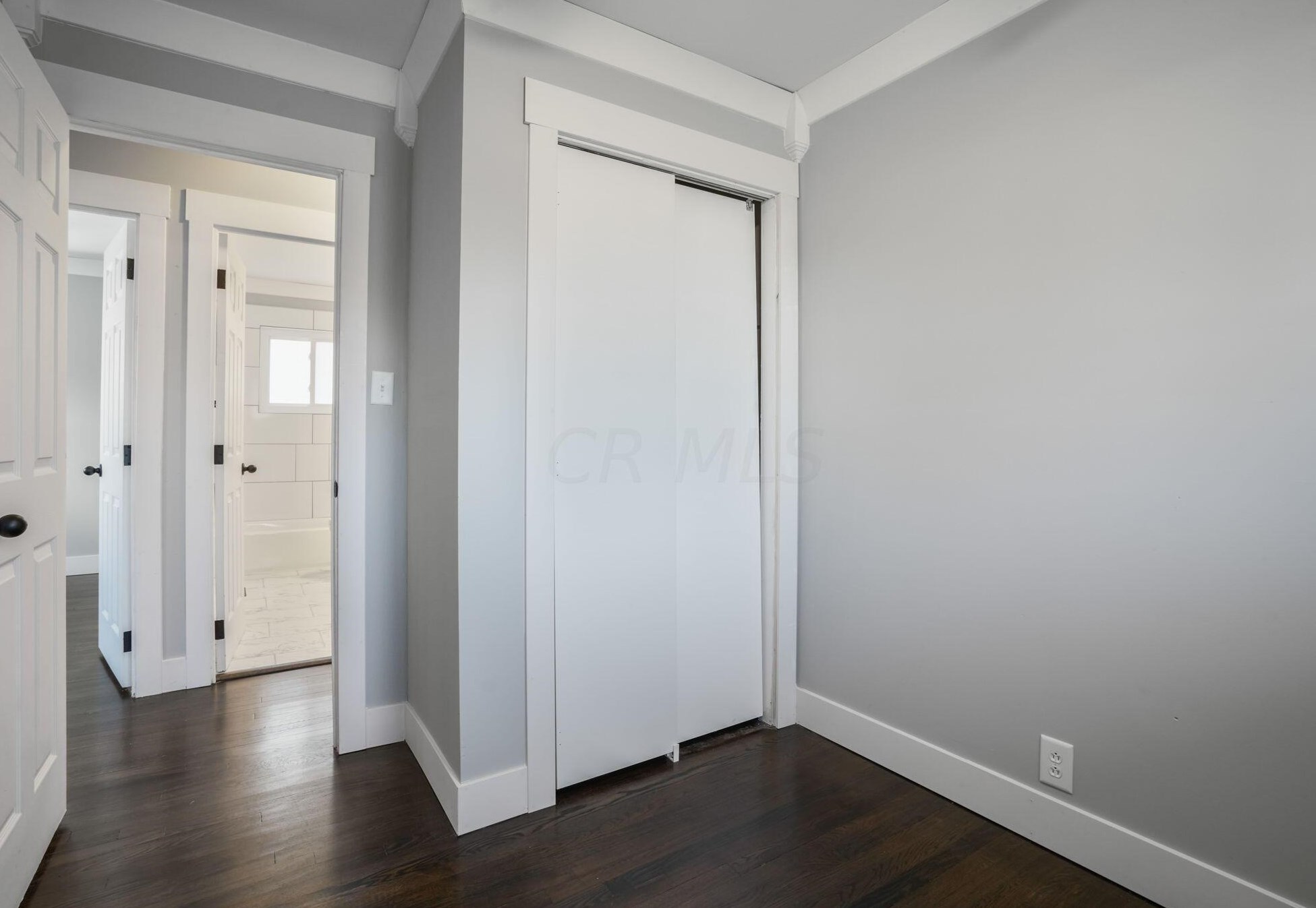 972 Minerva Ave, Columbus OH  43229-5032 exterior