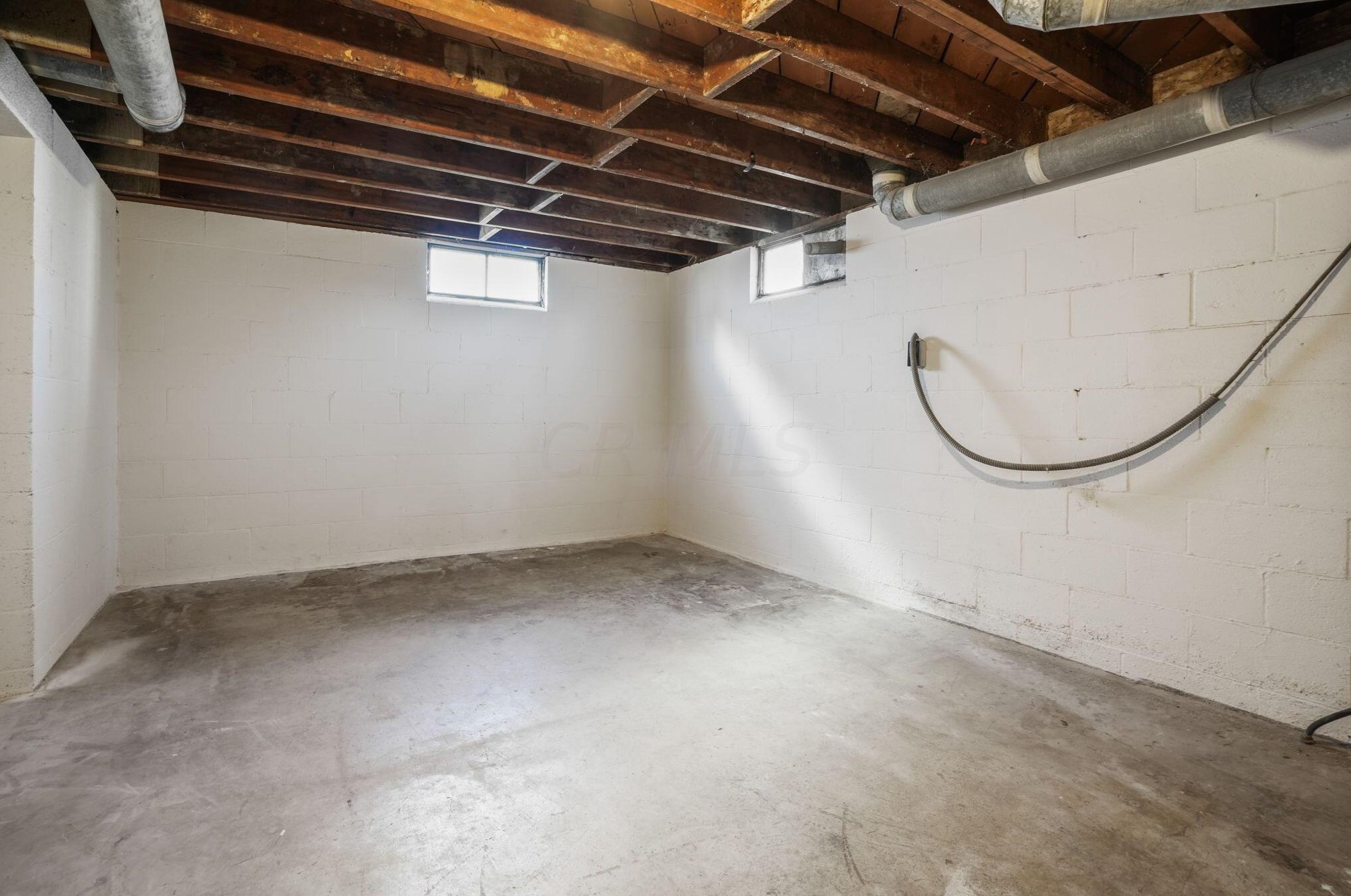 972 Minerva Ave, Columbus OH  43229-5032 exterior