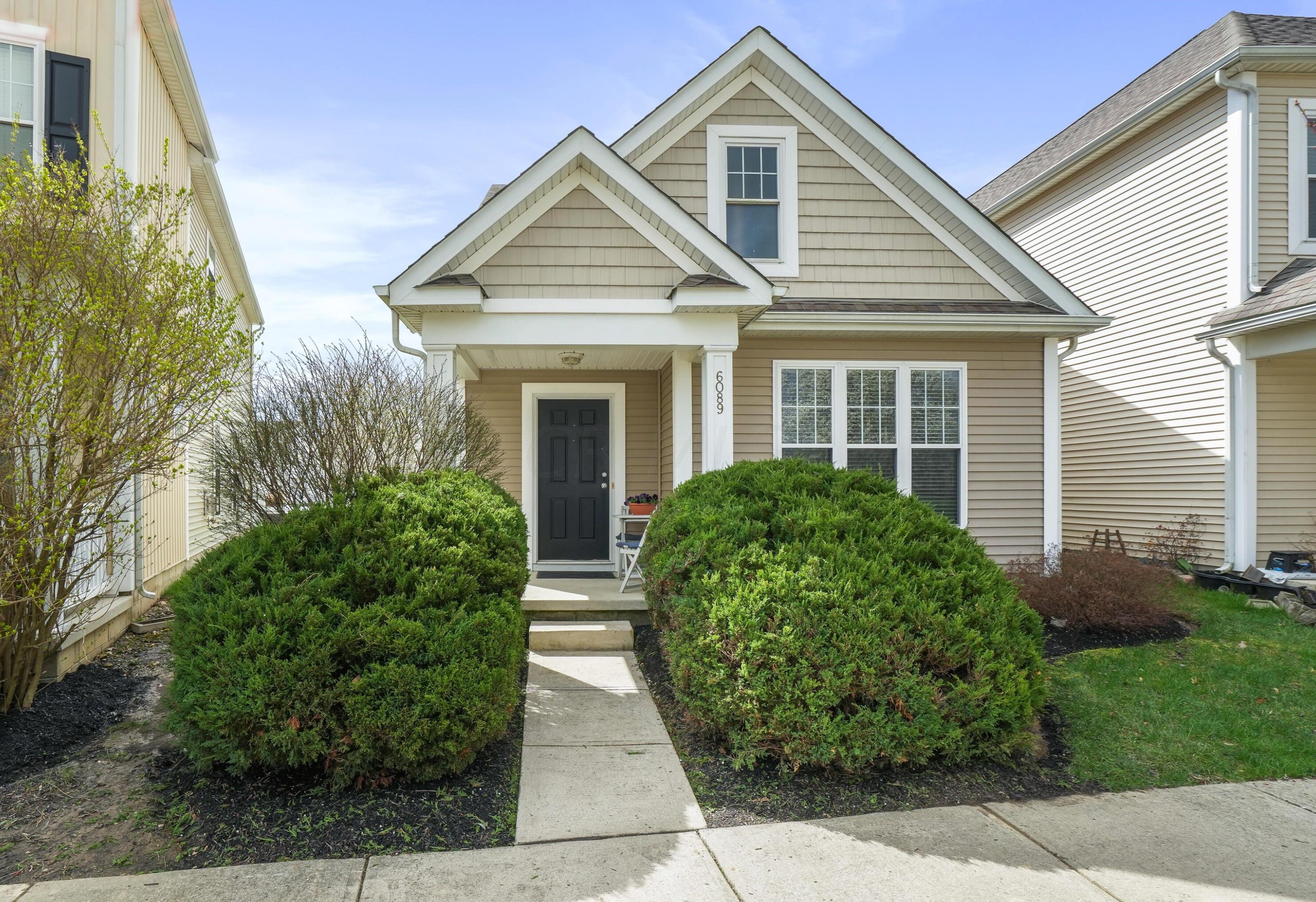 6089 Hayden Farms Rd, Dublin, OH 43016-7393