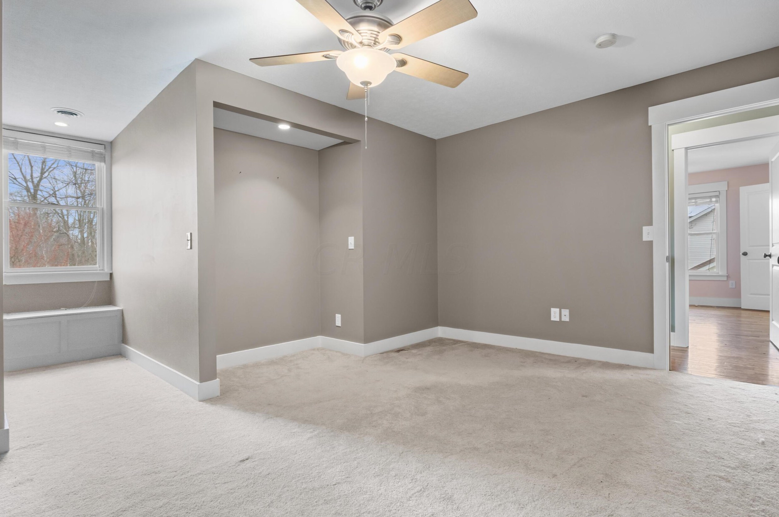 106 Kelly Marie Dr, Pataskala OH  43062-8154 exterior