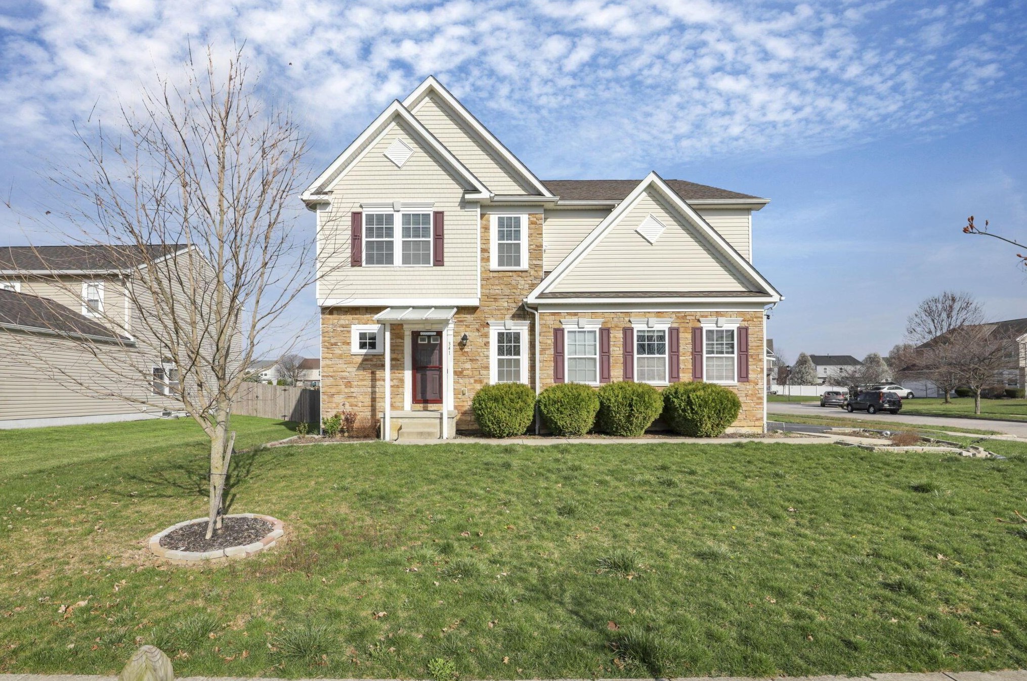 341 Evergreen Cir, Pickerington, OH 43147-8091