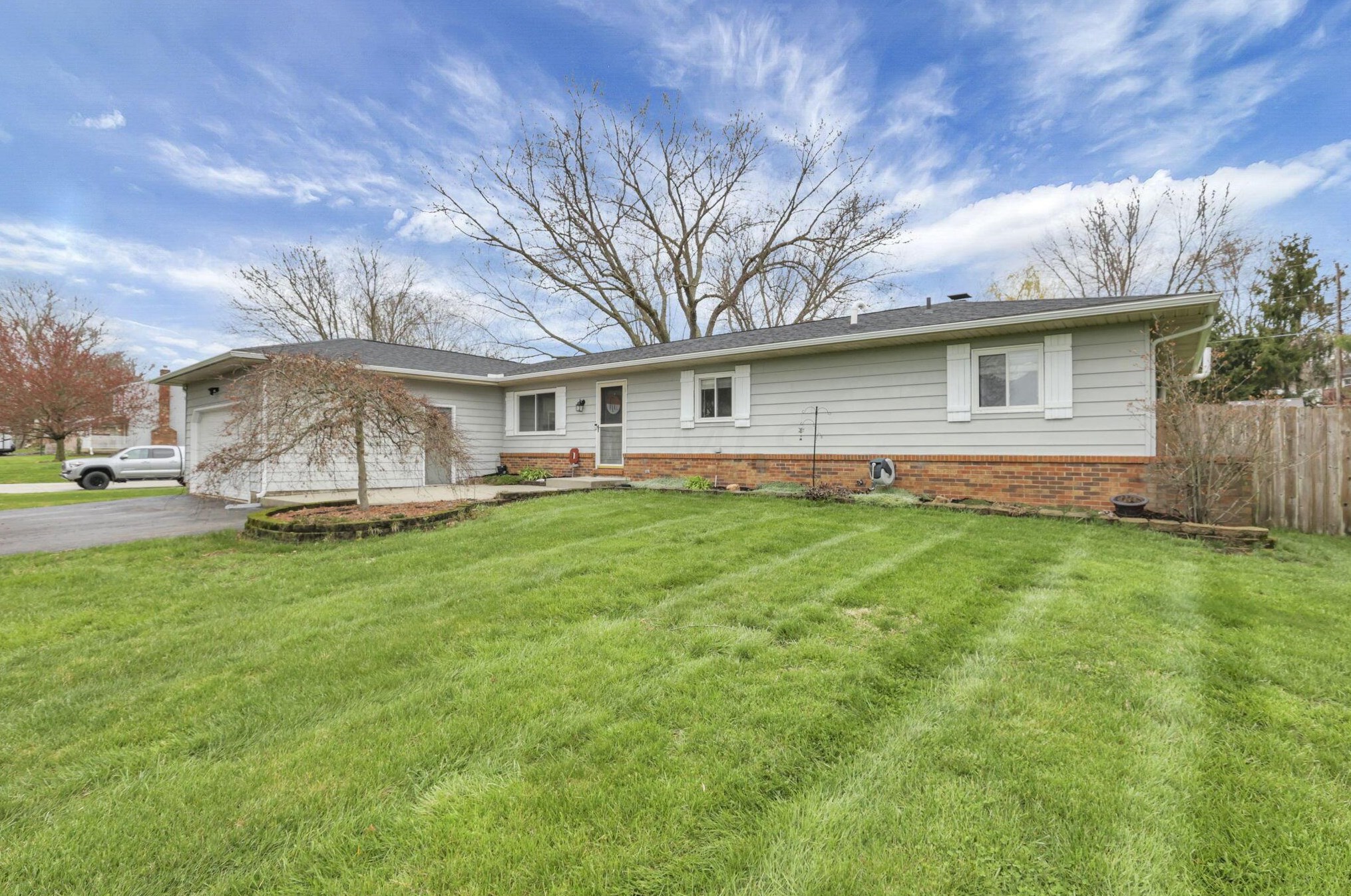 5020 Deeds Rd, Granville OH  43023-9426 exterior