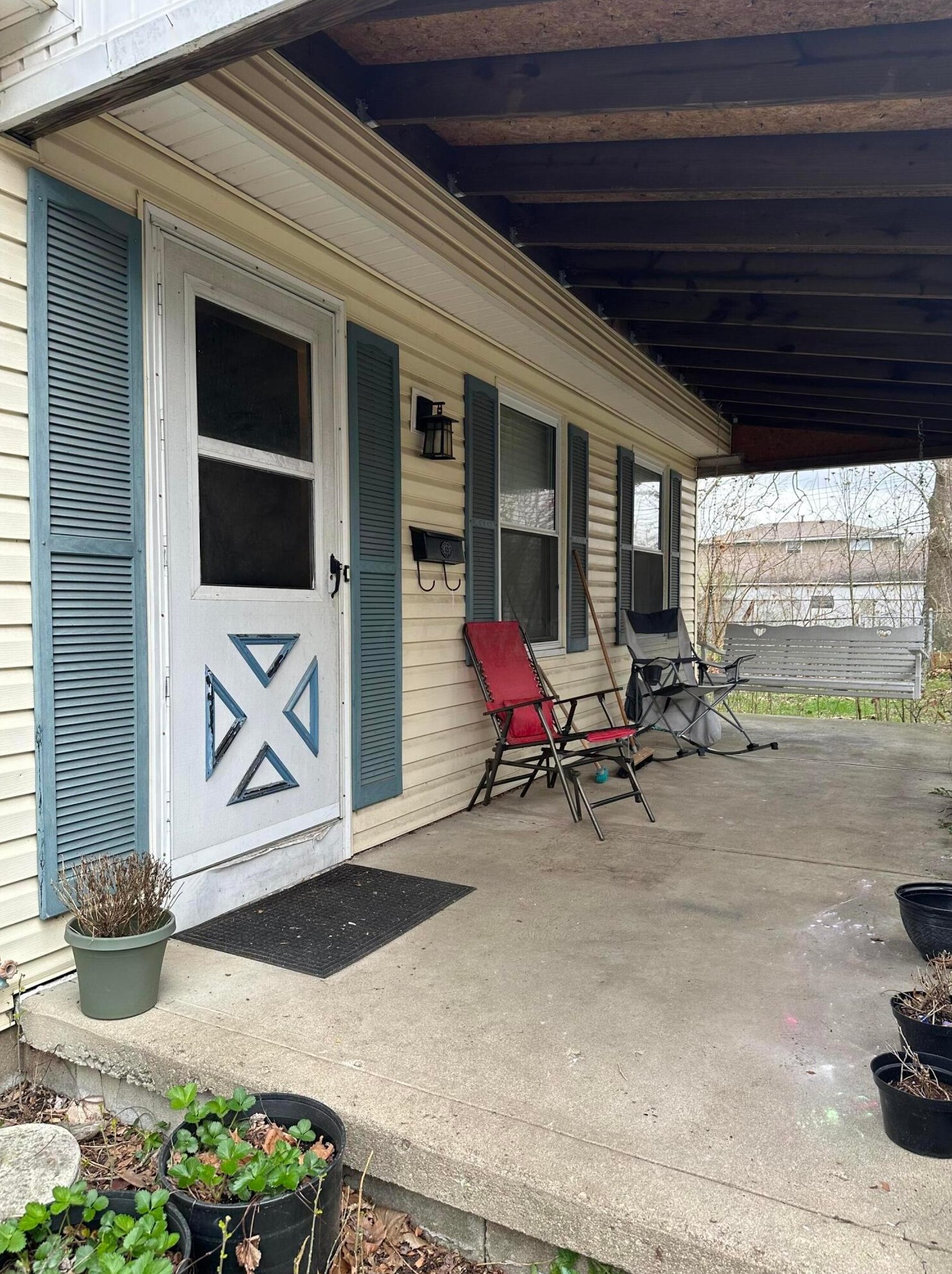 2911 Silverton Ct, Columbus, OH 43232-5235