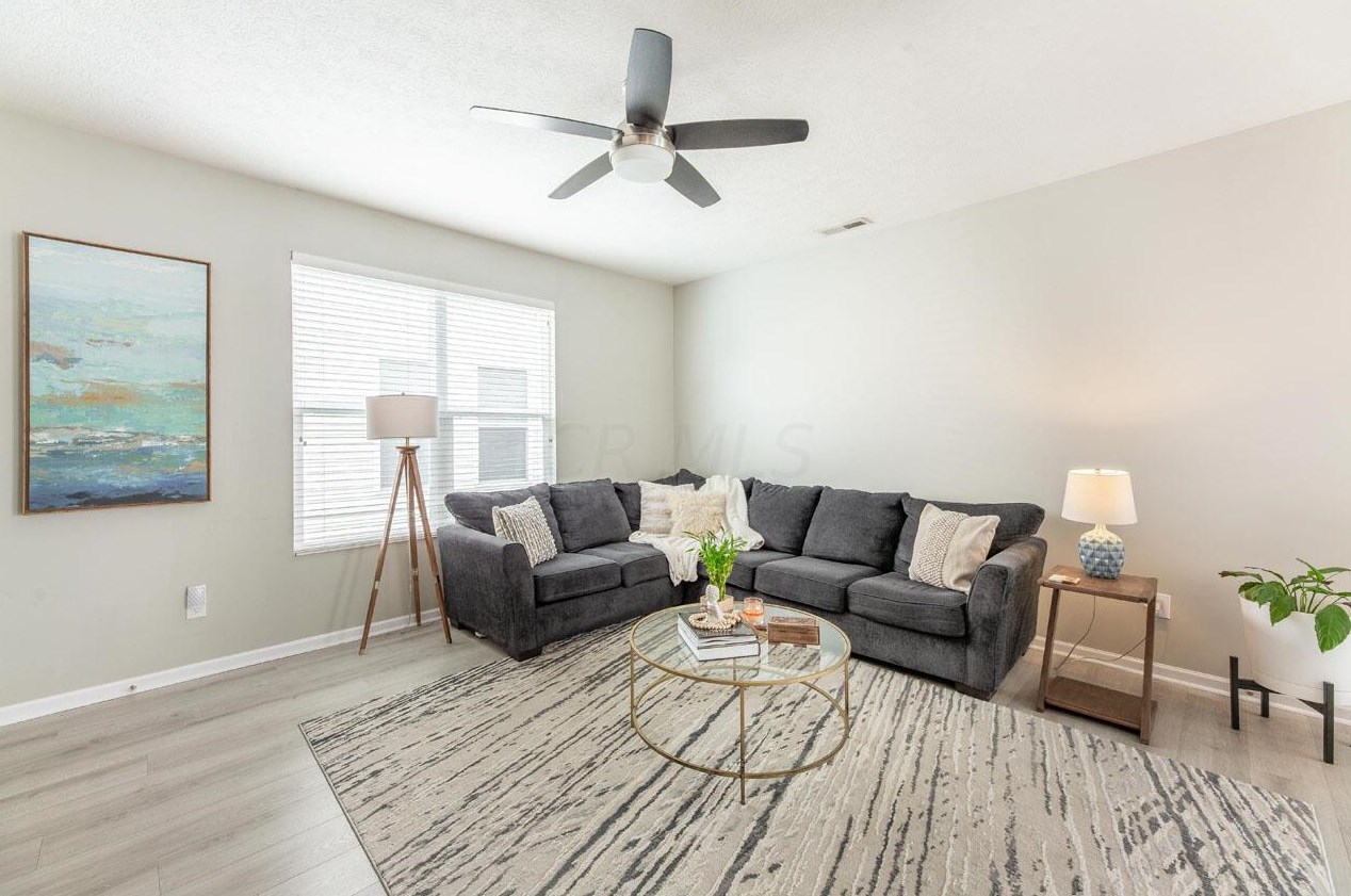 5850 Passage Creek Dr, Dublin OH  43016-7601 exterior