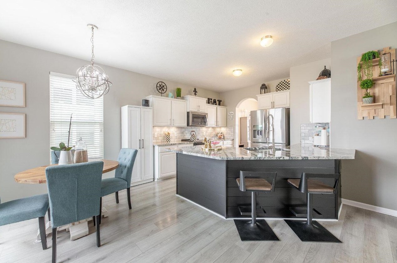 5850 Passage Creek Dr, Dublin OH  43016-7601 exterior