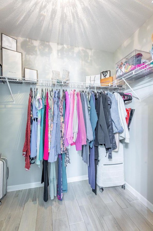 5850 Passage Creek Dr, Dublin OH  43016-7601 exterior