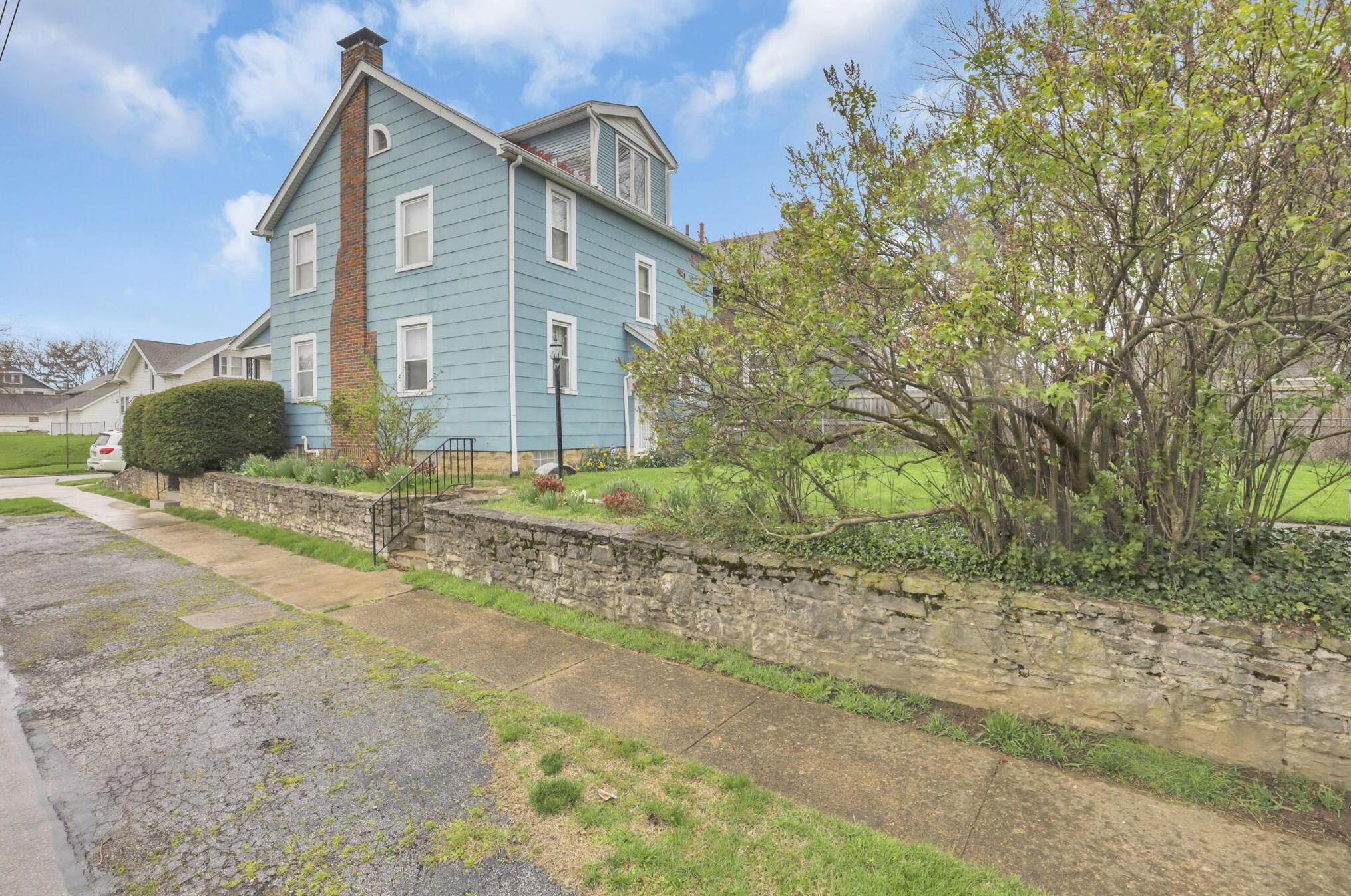 88 Roys Ave, Columbus OH  43204-2633 exterior