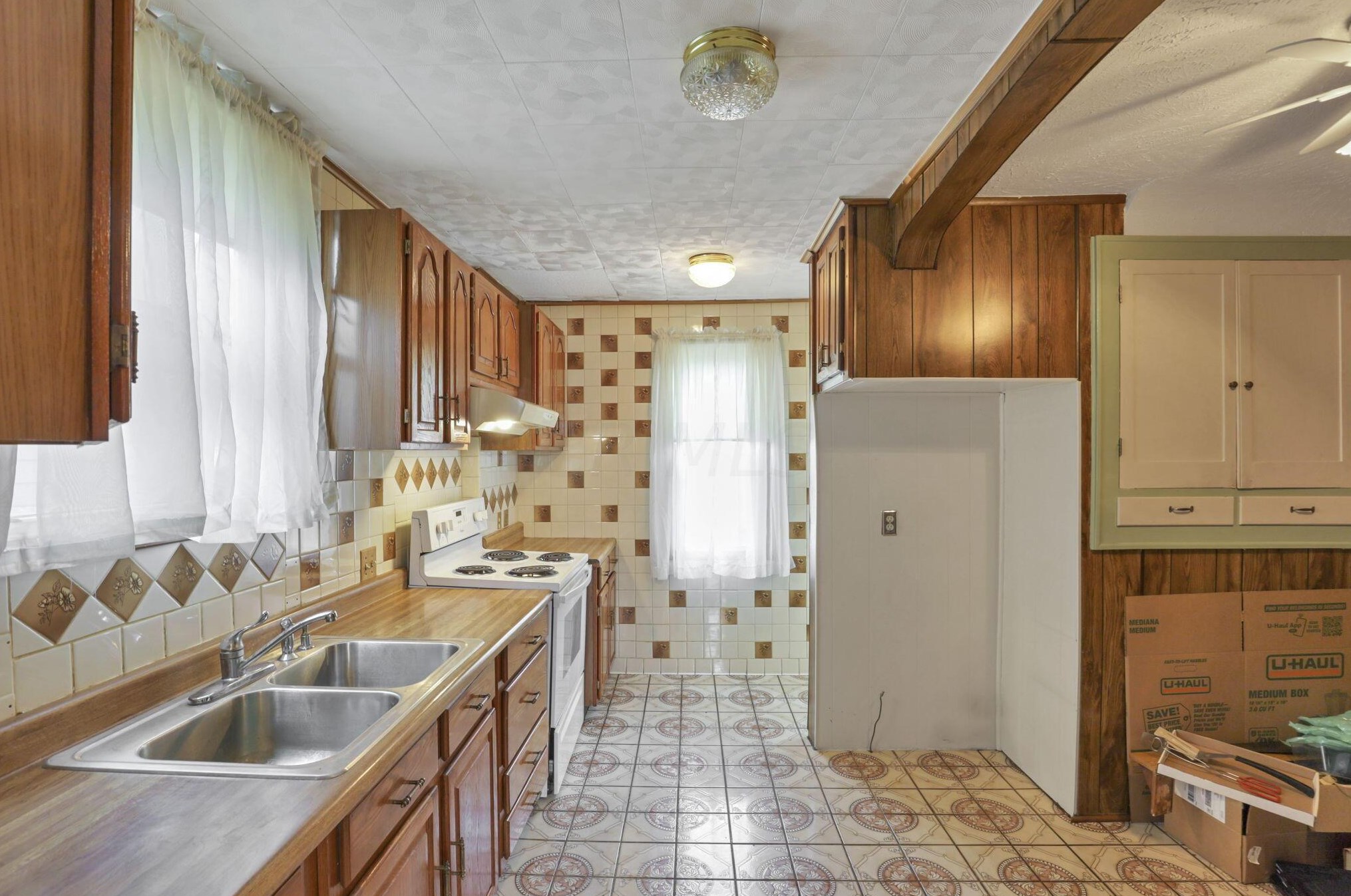 88 Roys Ave, Columbus OH  43204-2633 exterior