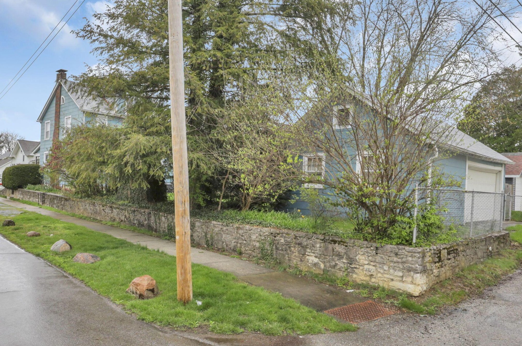 88 Roys Ave, Columbus OH  43204-2633 exterior