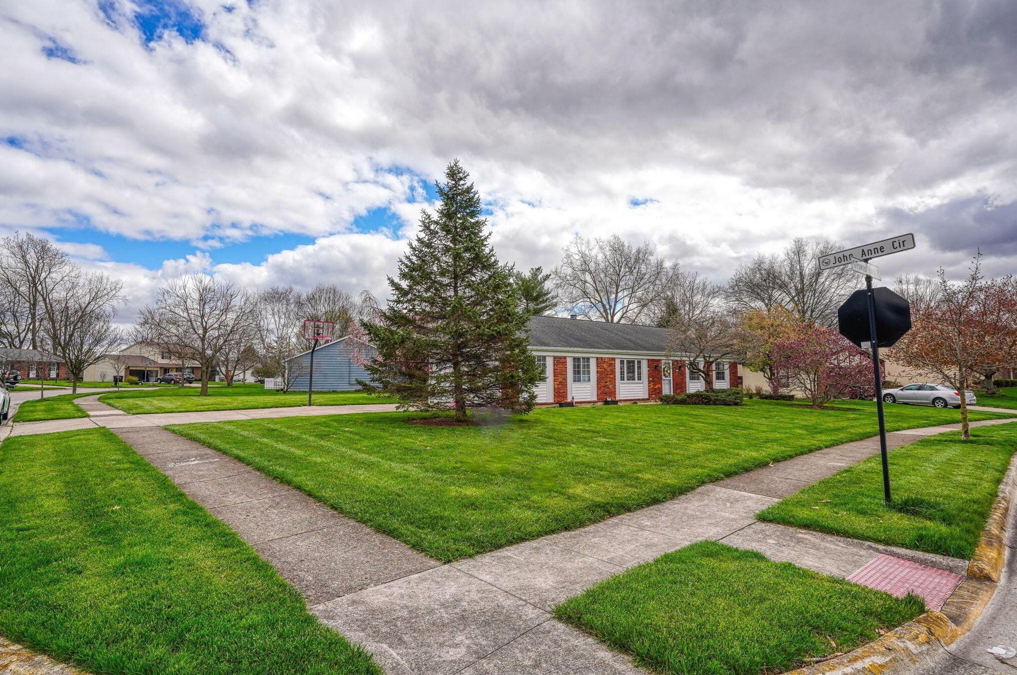 239 Powder Horn Pl, Cnl Wnchstr, OH 43110