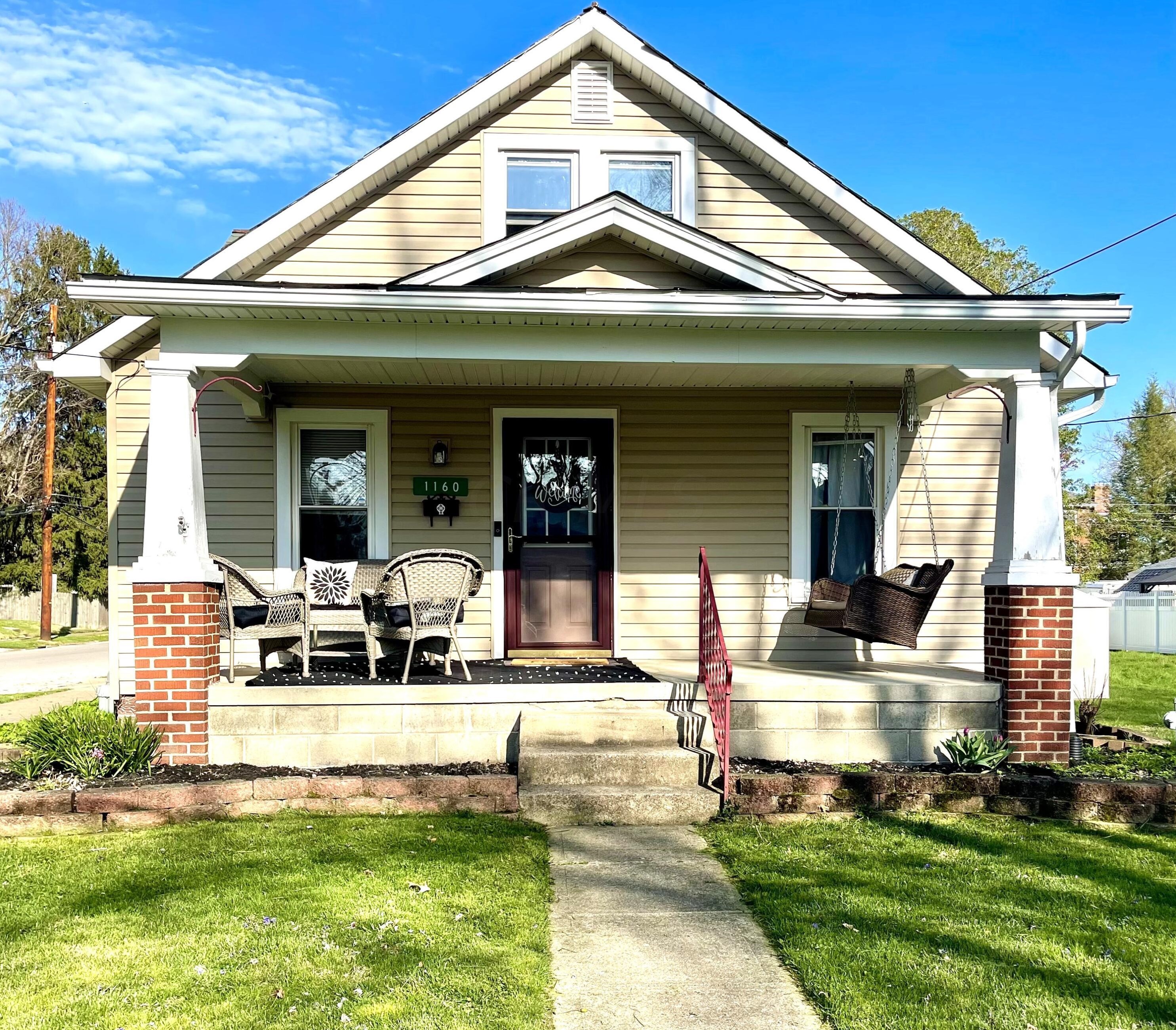 1160 Forest Rose Ave, Lancaster, OH 43130-1743