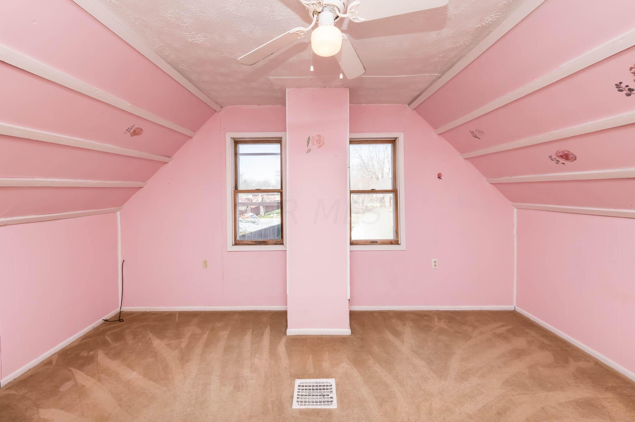 191 Elm St, London OH  43140-1159 exterior