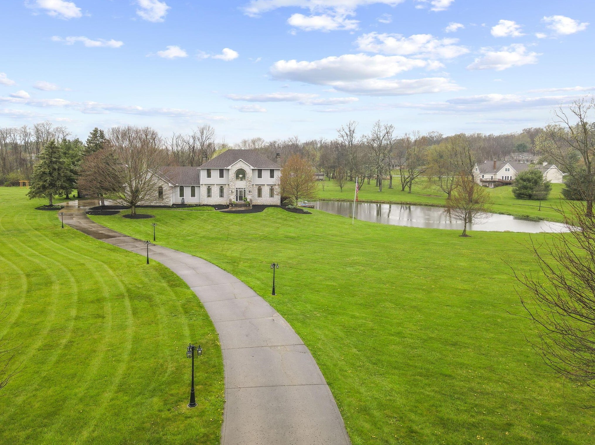 2600 Lancaster Rd, Granville, OH 43023-9340