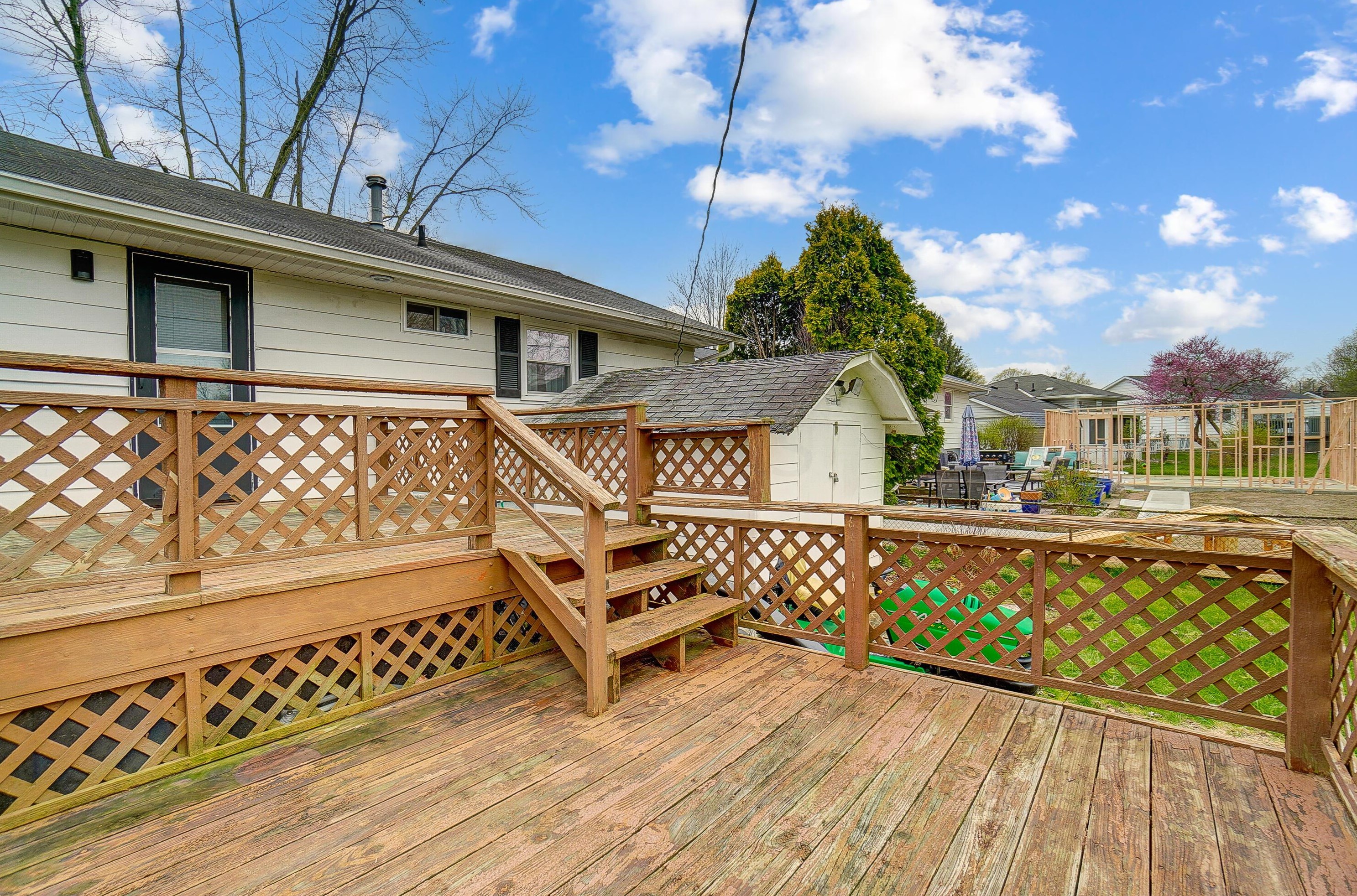 5252 Grandon Dr, Hilliard OH  43026-1746 exterior