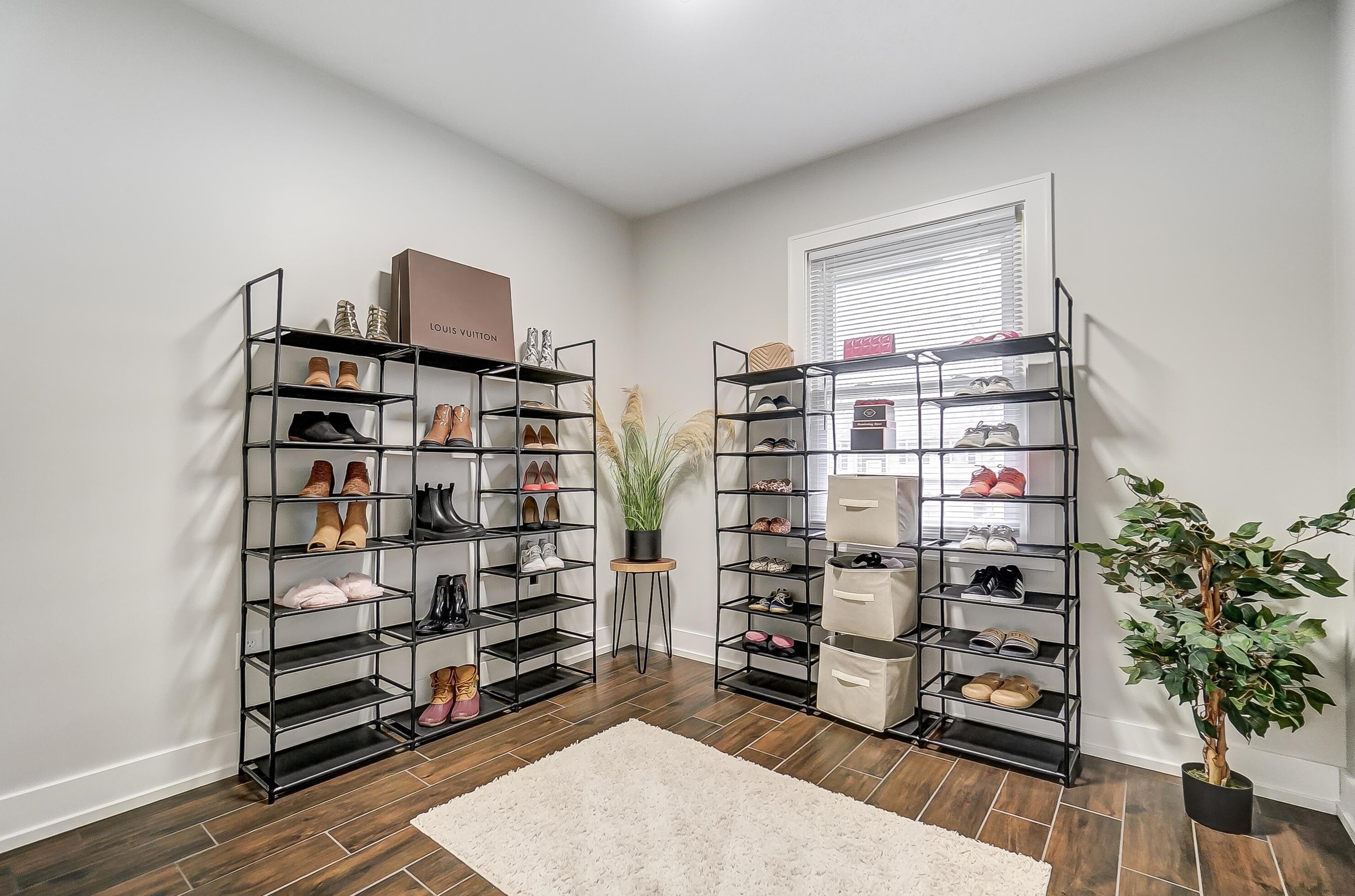 5252 Grandon Dr, Hilliard OH  43026-1746 exterior