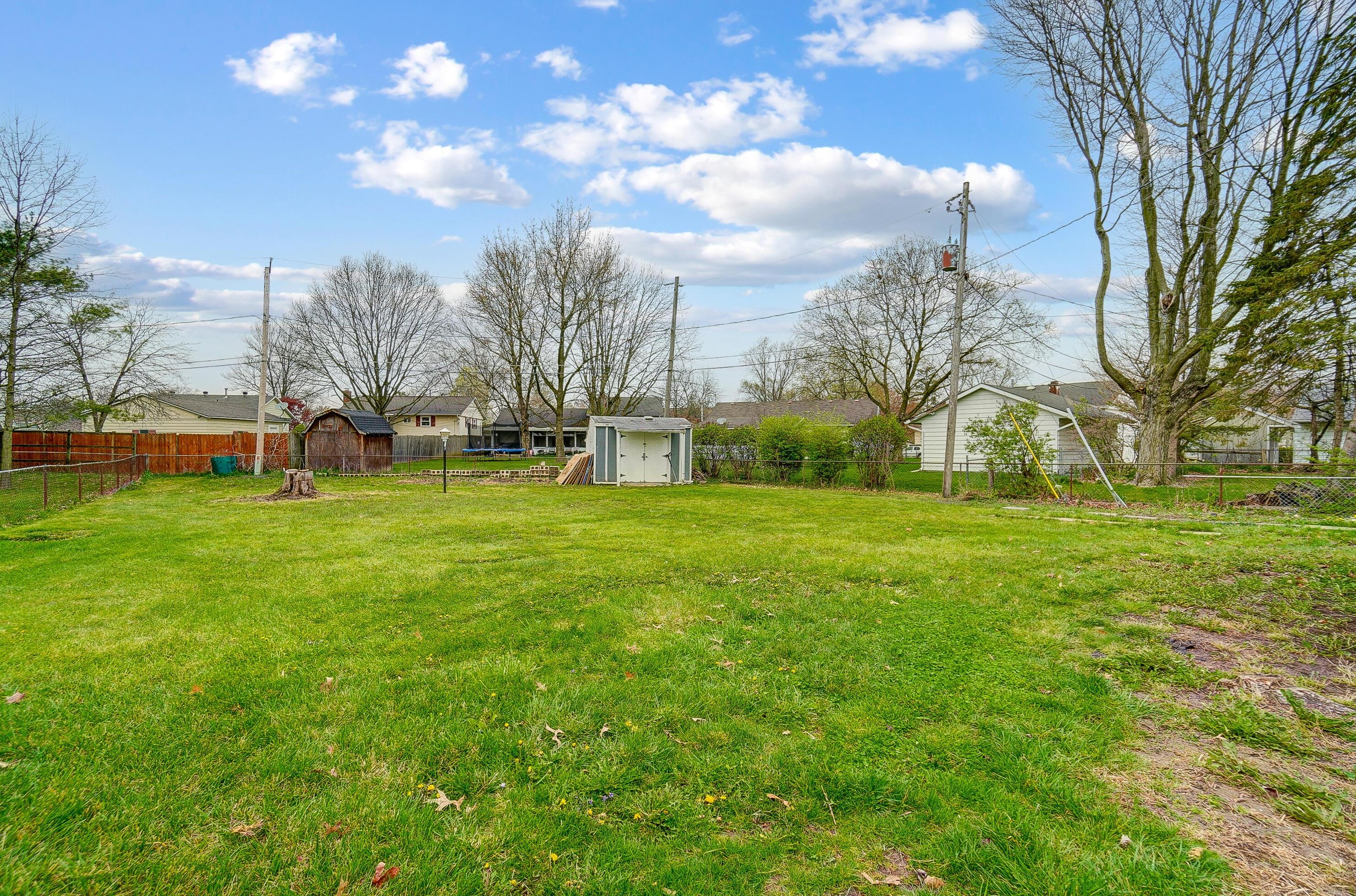 5252 Grandon Dr, Hilliard OH  43026-1746 exterior