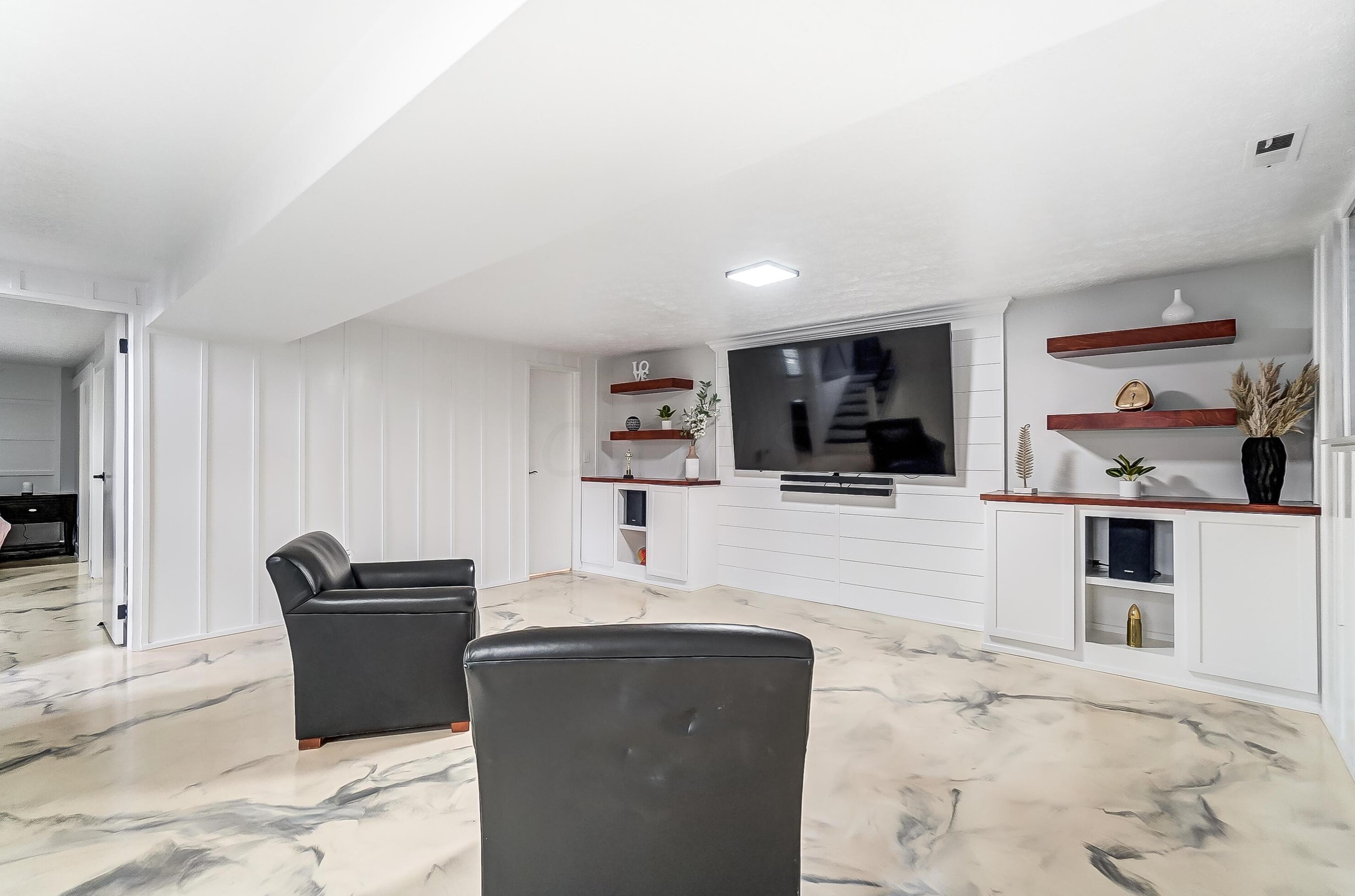 5252 Grandon Dr, Hilliard OH  43026-1746 exterior