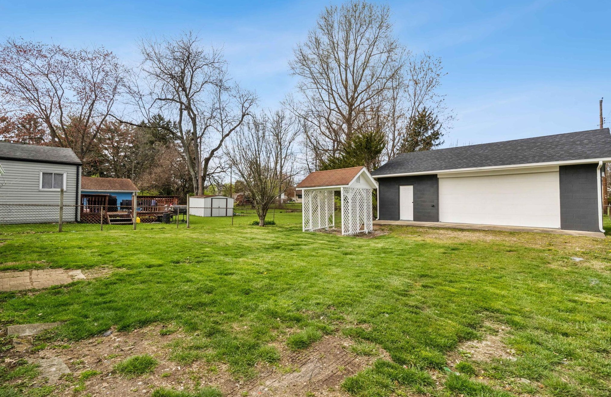 3510 Deshler Ave, Columbus OH 43206-2713 exterior