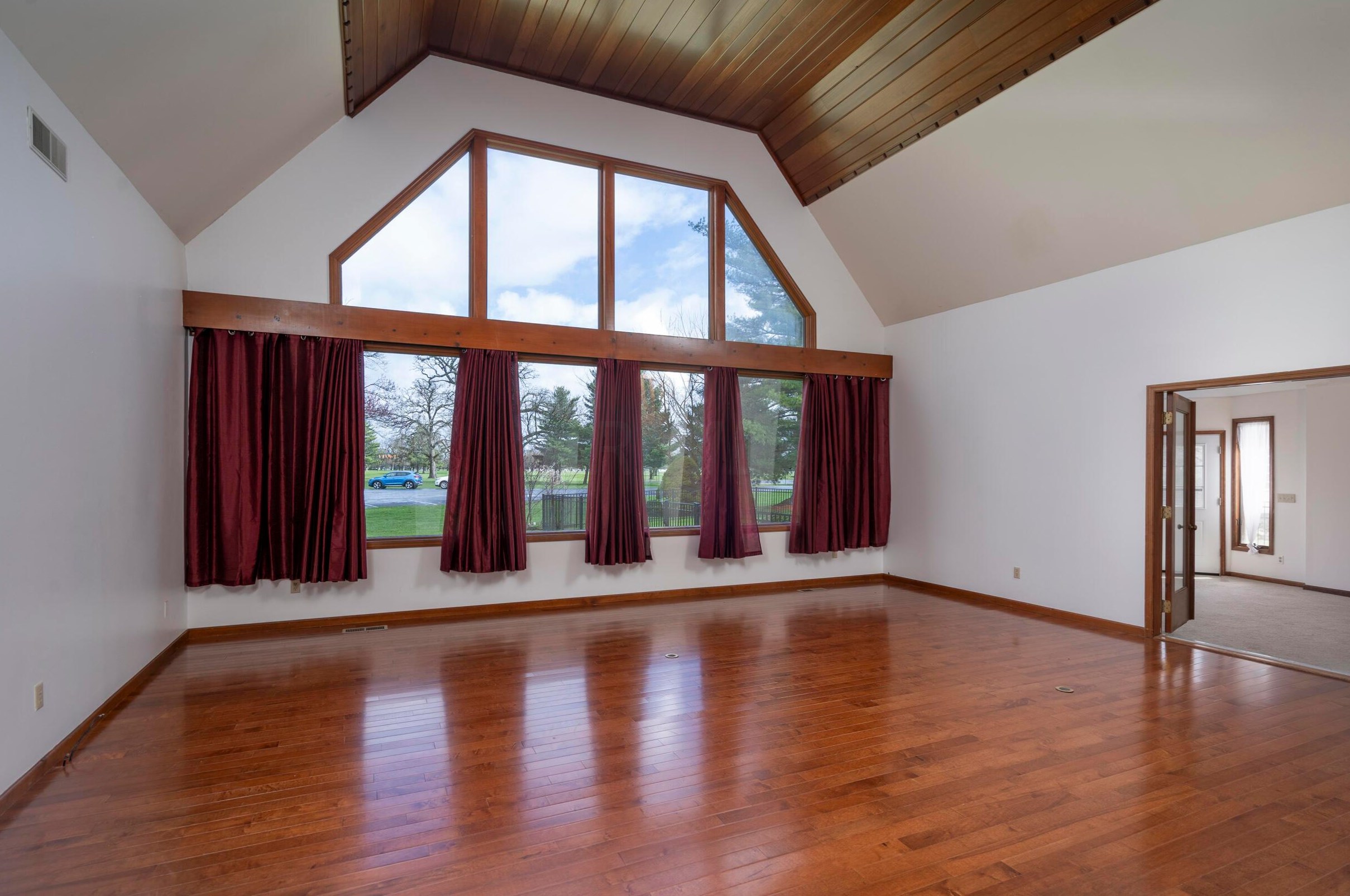 1224 Countryside Dr, Washington Ch OH  43160-1804 exterior