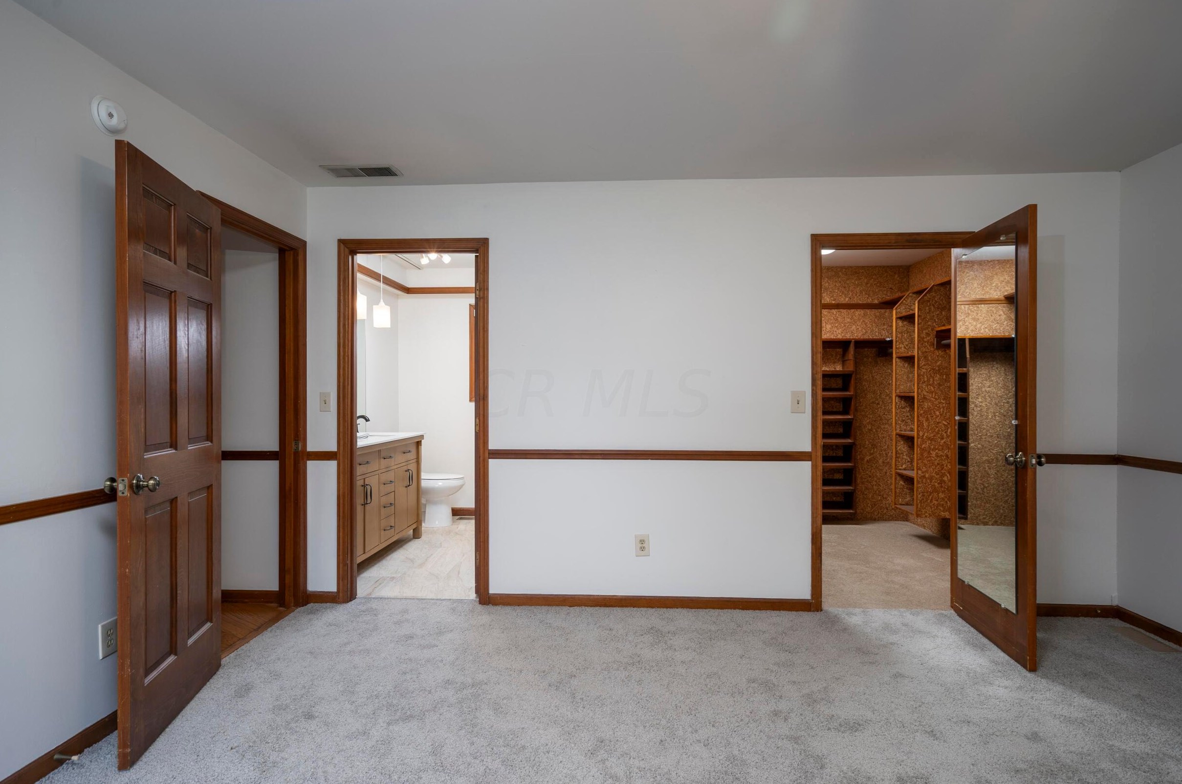 1224 Countryside Dr, Washington Ch OH  43160-1804 exterior